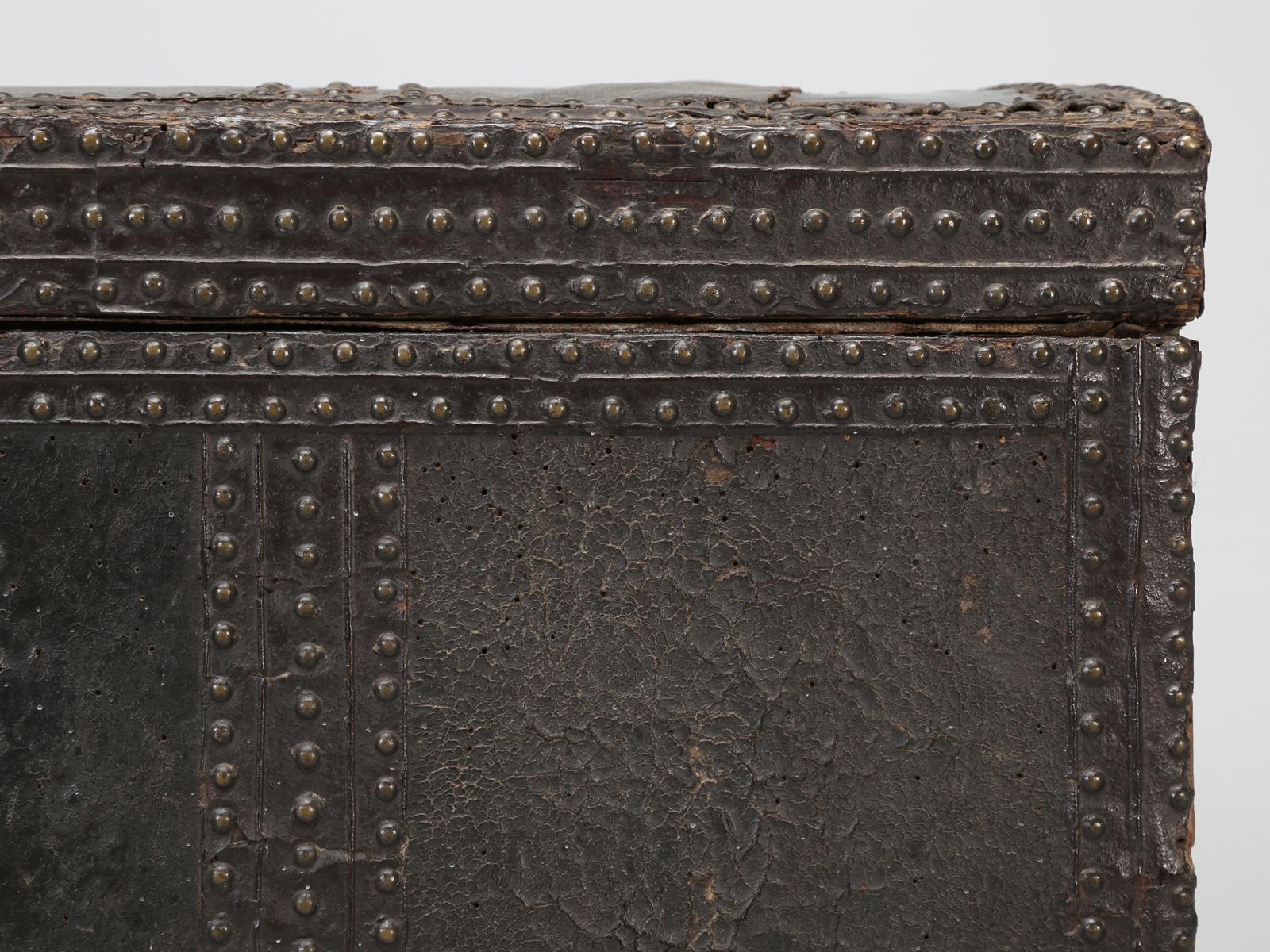 Hand-Crafted Antique Spanish Leather Trunk and a Barley Twist Stand, circa 1600s