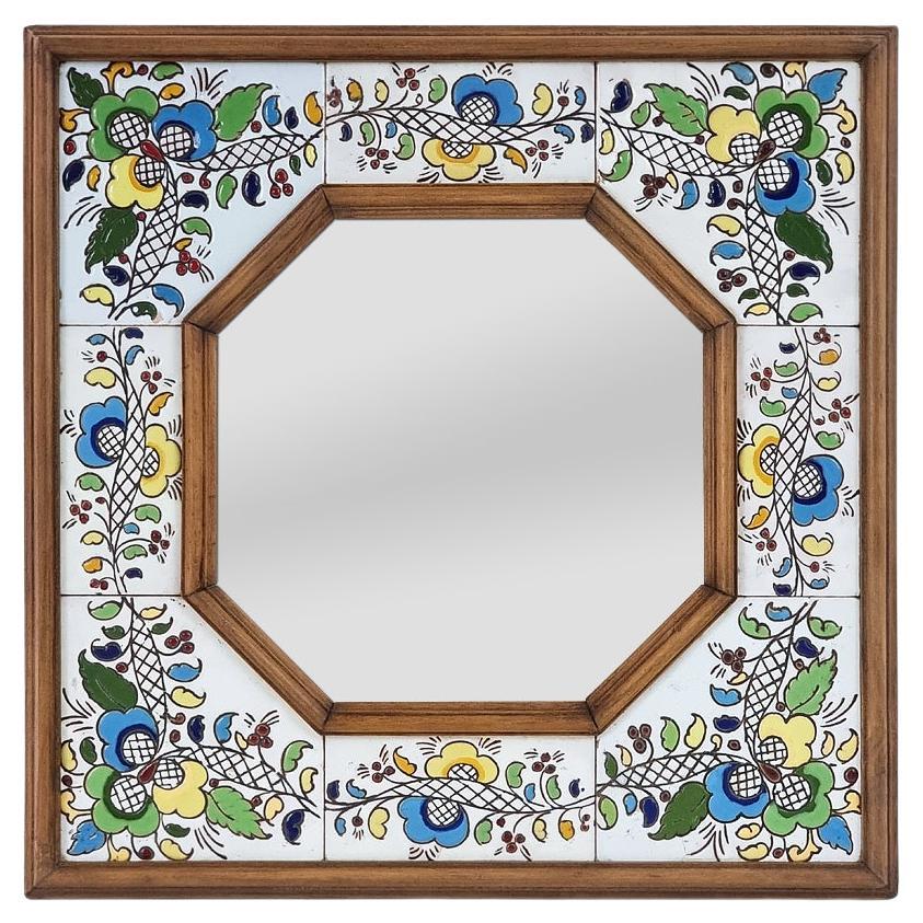 Antique Spanish Mirror, Holz & Keramik Mehrfarbige Blumenmotive, um 1965