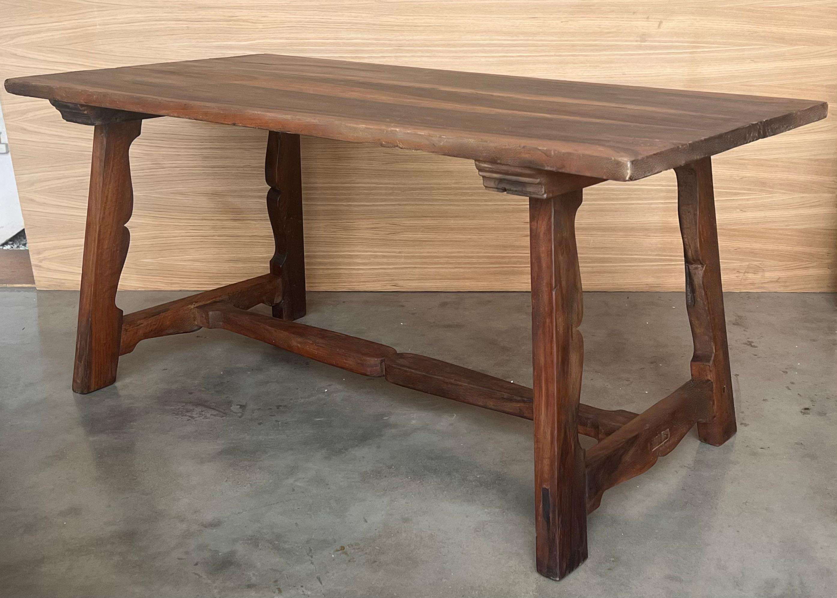 XIX secolo Antico tavolo da lavoro spagnolo in Oak, 1800 in vendita