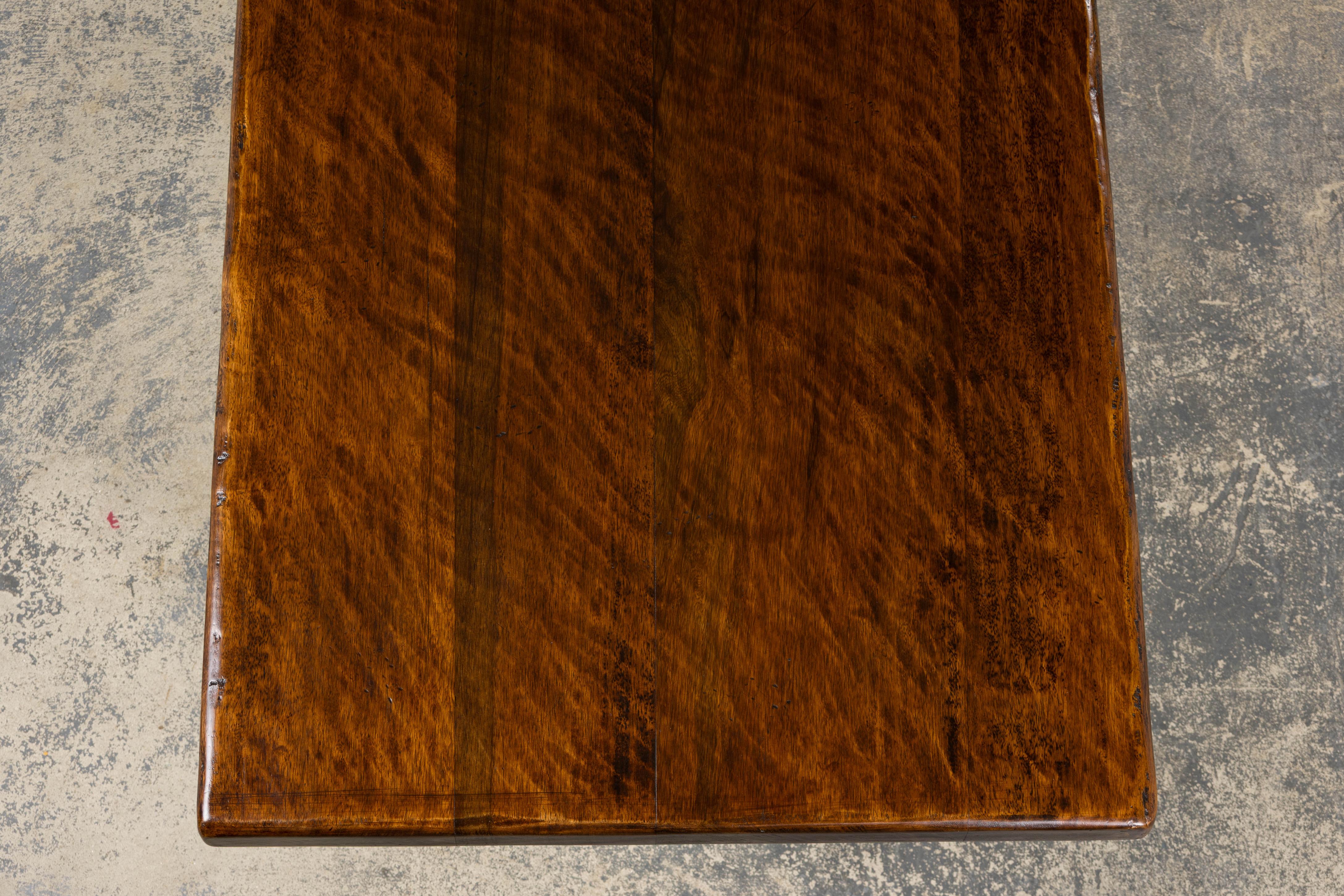 Antico tavolo da pranzo a cavalletto in noce del Rinascimento spagnolo in vendita 4