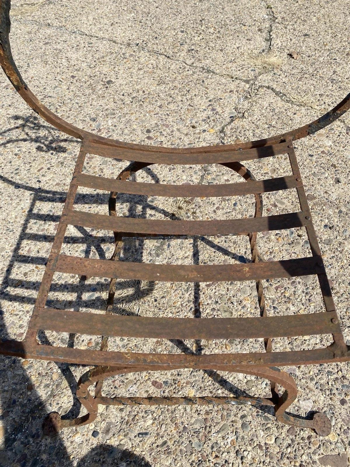 Antike spanische Renaissance Schmiedeeisen Curule Savonarola Thron Sessel im Angebot 1