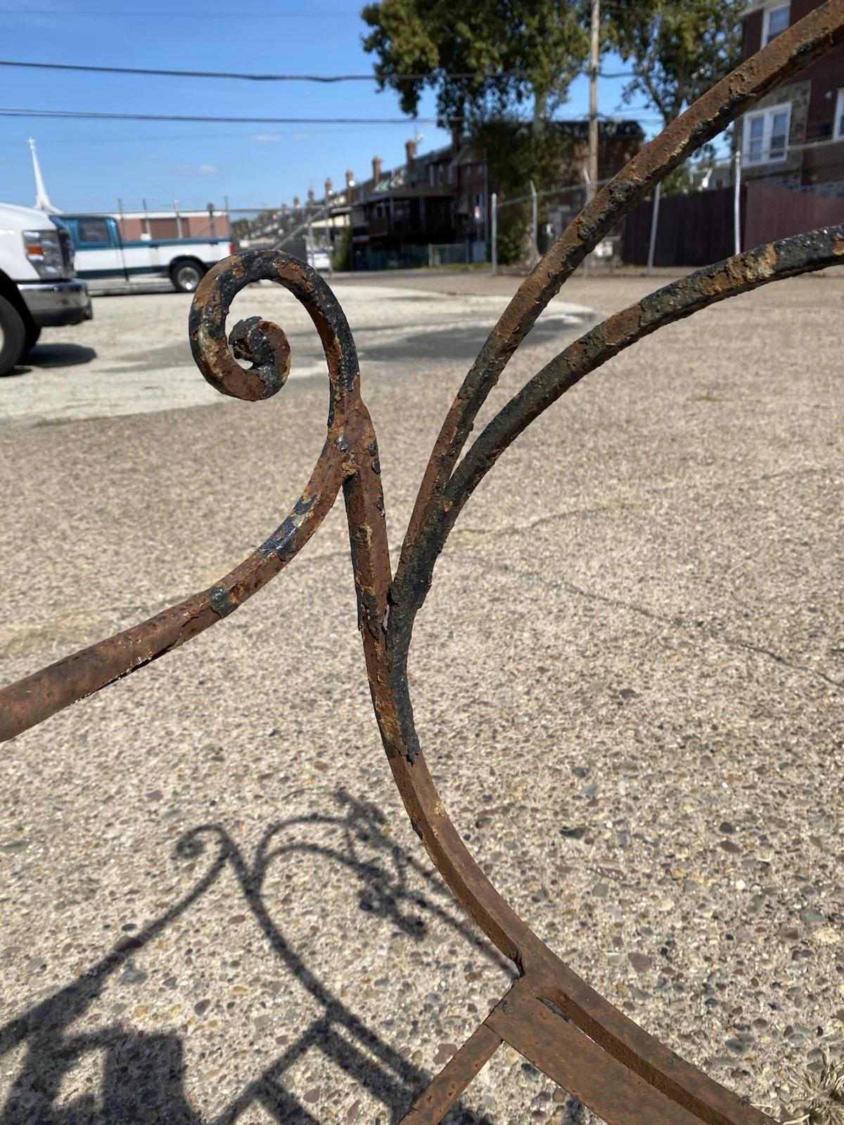 Antike spanische Renaissance Schmiedeeisen Curule Savonarola Thron Sessel im Angebot 3