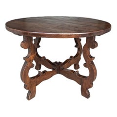 Table ronde de style néo-espagnol d'époque