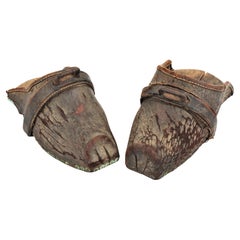Antike spanische Riding-Clog-Stirrups aus Holz und Leder