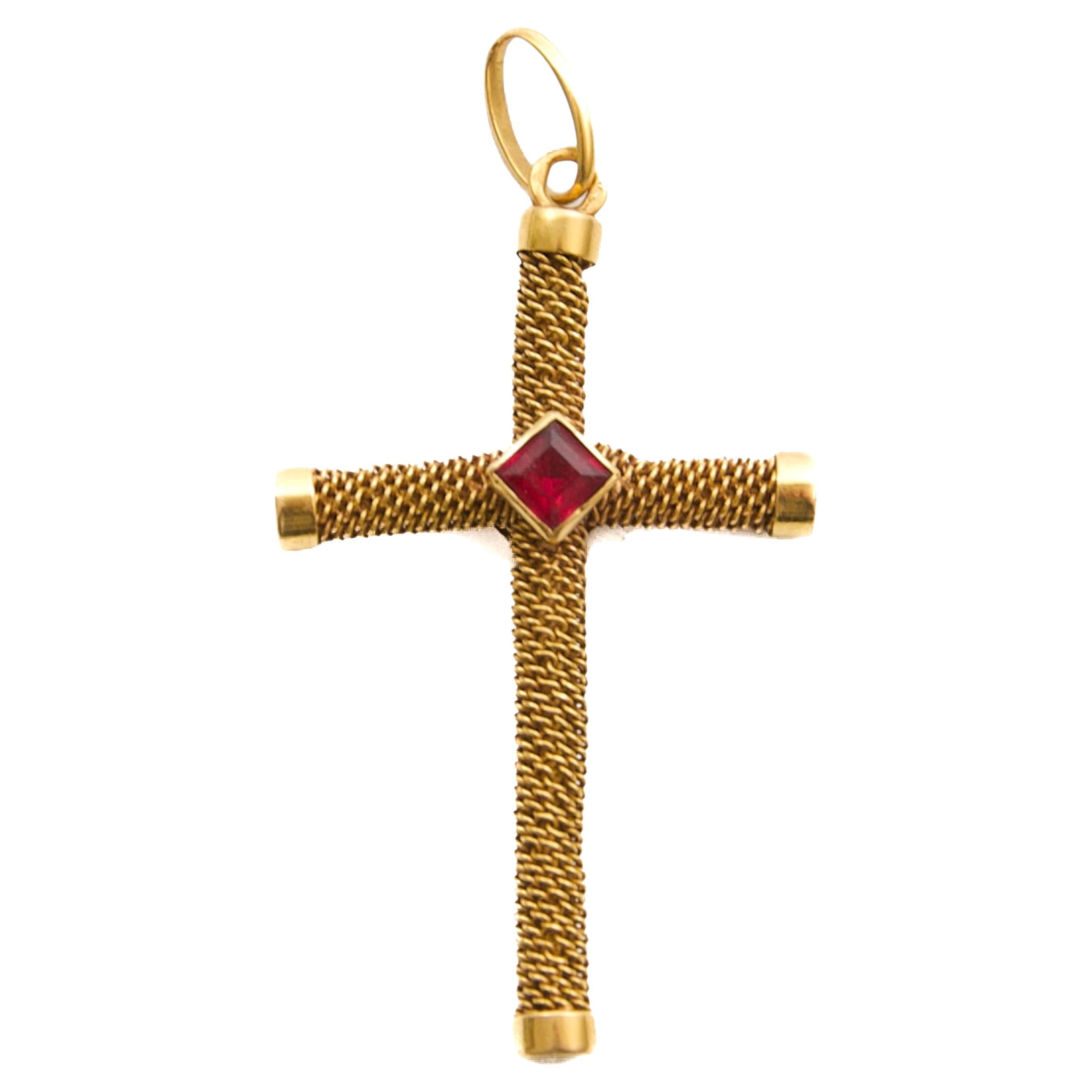 Colgante de Rubí Español Antiguo y Cadena de Oro de 18 Kilates con Cruz en venta
