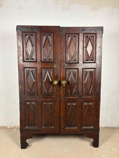Antique Spanish Rustic Cabinet in Solid Oak, 18th Century
