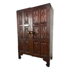 Antique Spanish Rustic Cabinet in Solid Oak, 18th Century