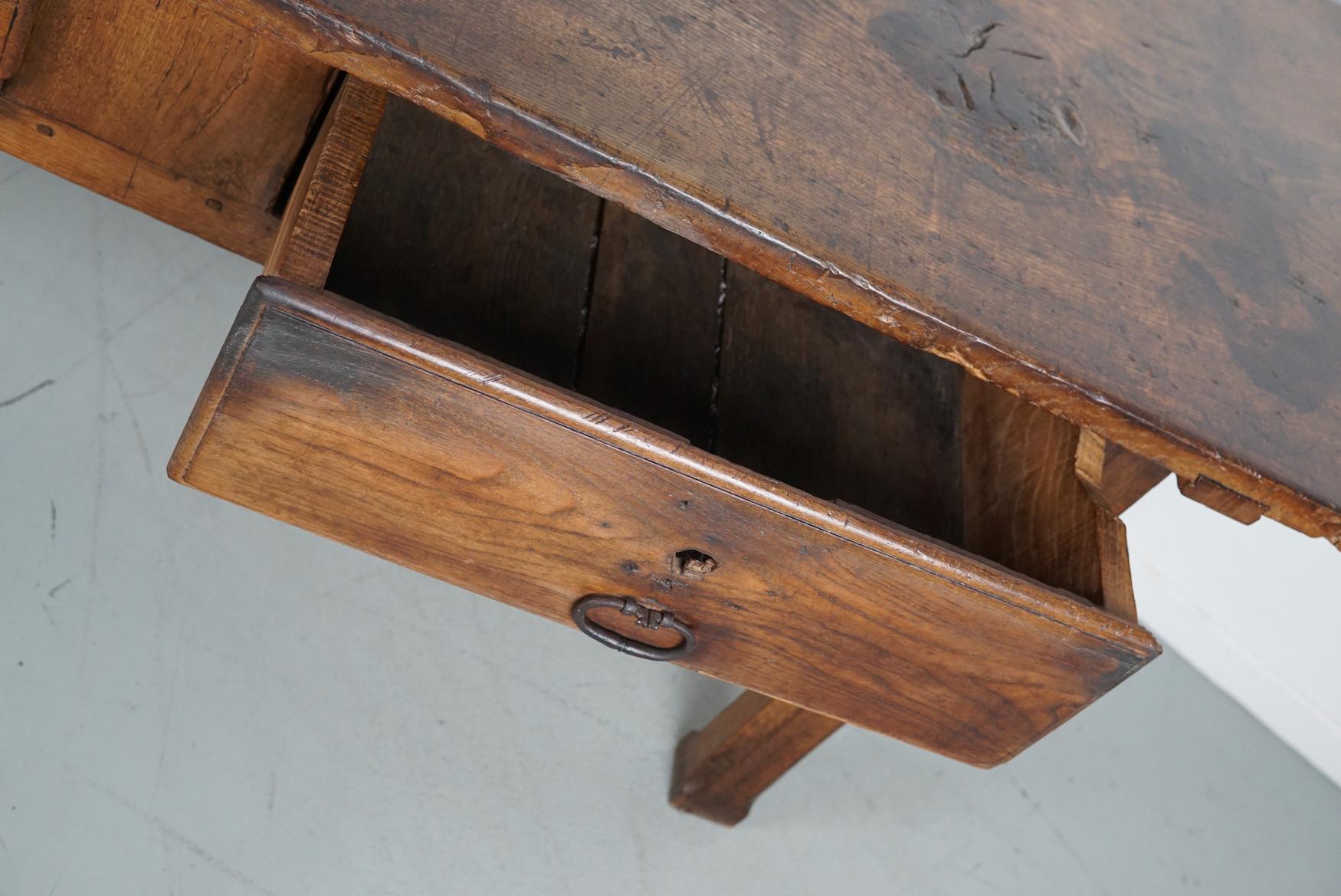 Antique Spanish Rustic Farmhouse Chestnut Side Table / Console, 18th Century For Sale 8
