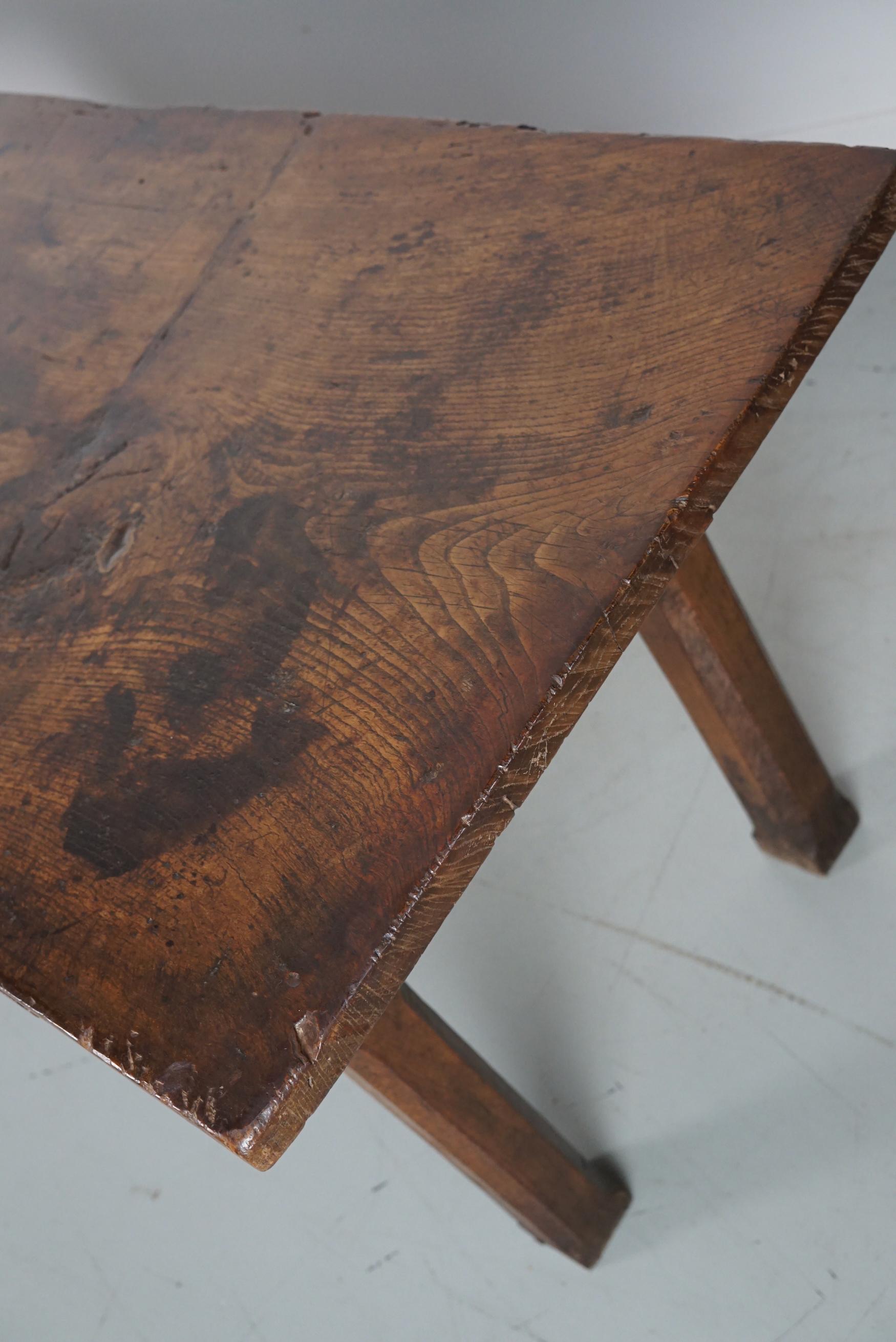 Antique Spanish Rustic Farmhouse Chestnut Side Table / Console, 18th Century For Sale 10