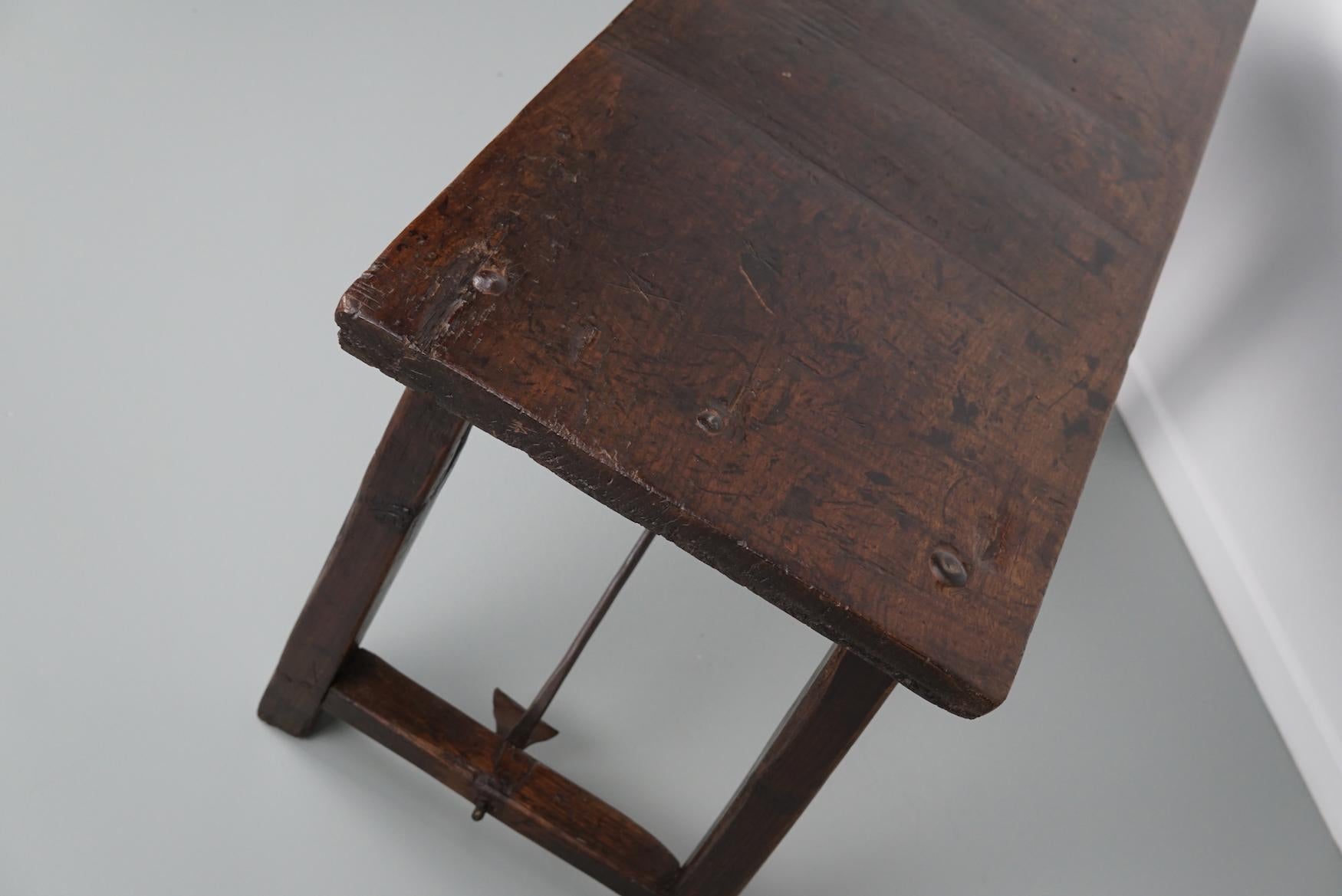 Antique Spanish Rustic Farmhouse Chestnut Side Table / Console, 18th Century For Sale 11