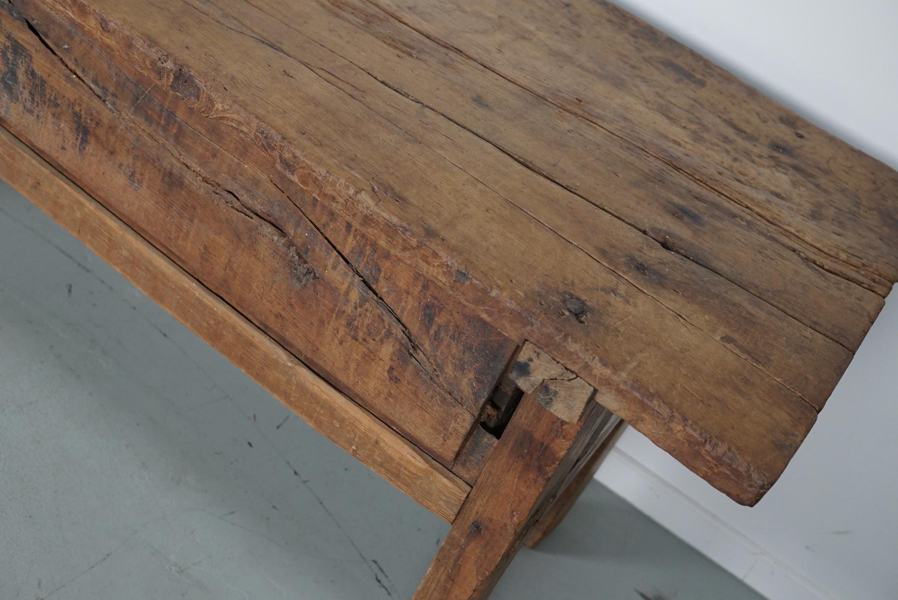 Antique Spanish Rustic Farmhouse Chestnut Side Table / Console, 18th Century For Sale 13
