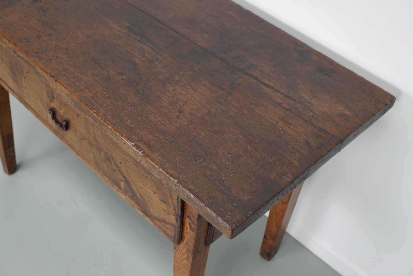 Antique Spanish Rustic Farmhouse Chestnut Side Table / Console, 18th Century 3