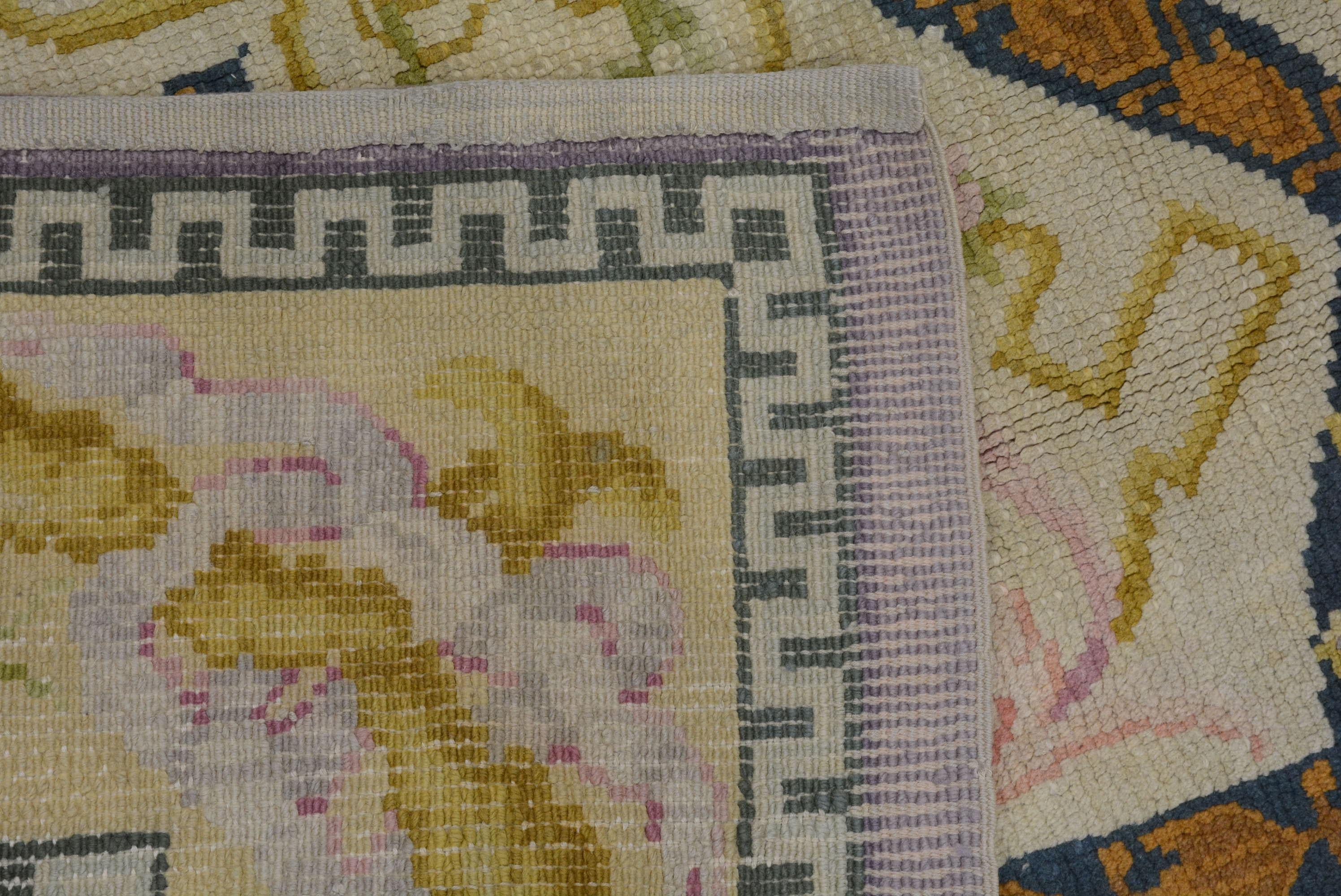 Antiker spanischer Savonnerie-Teppich im Angebot 2