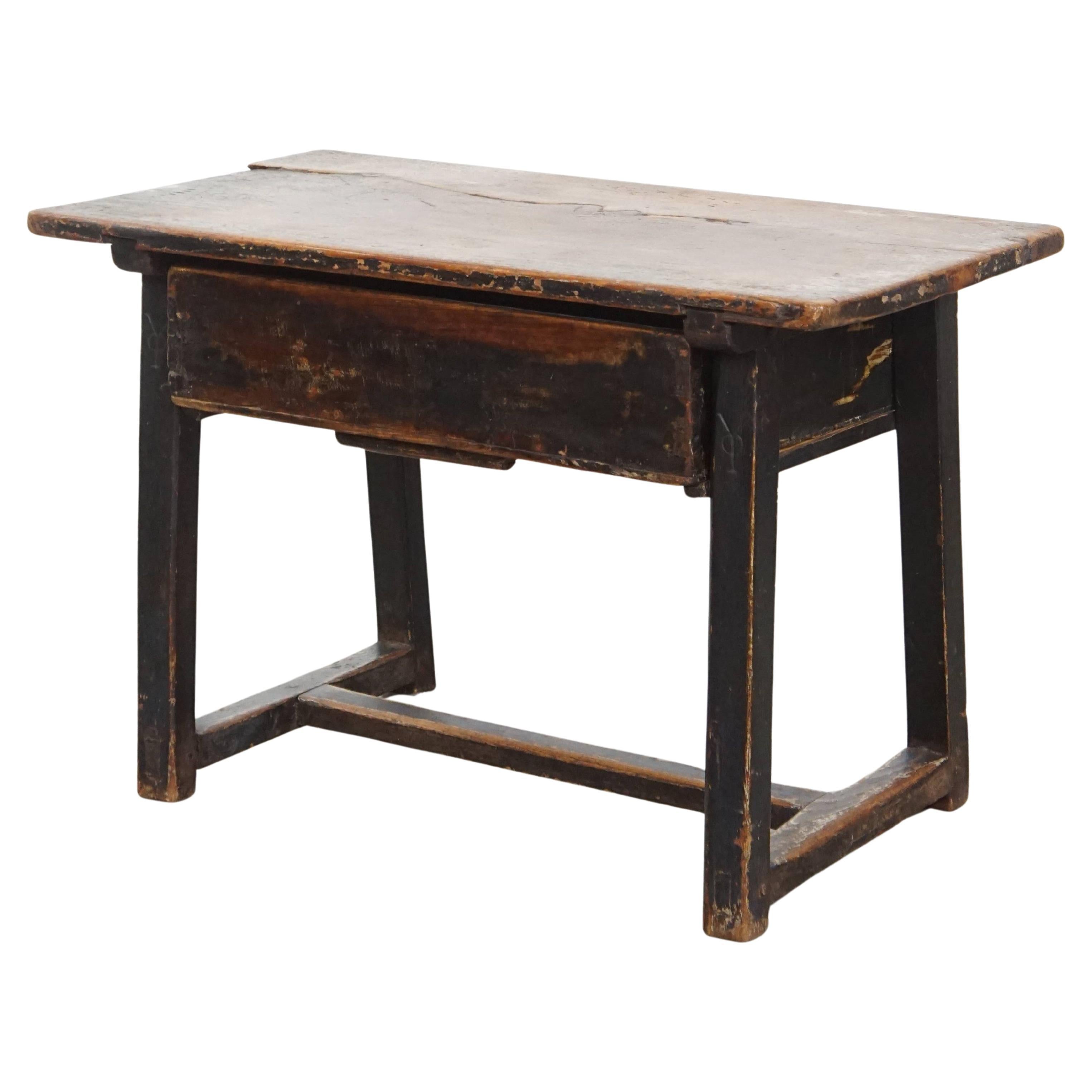 Antique Spanish side table from the late 18th century with a drawer
