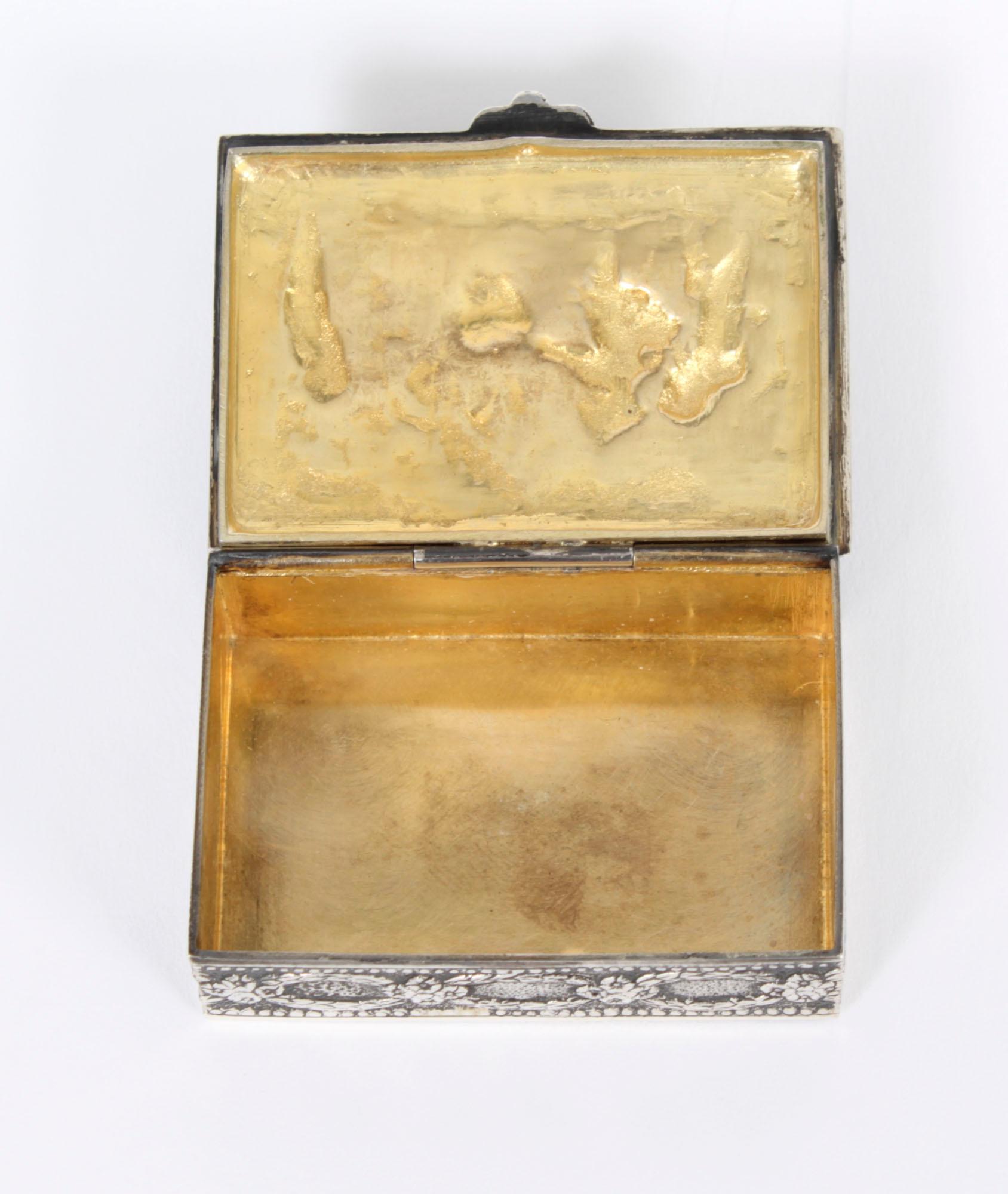 Antique Spanish Silver Pill Snuff Box Circa 1900 For Sale 5