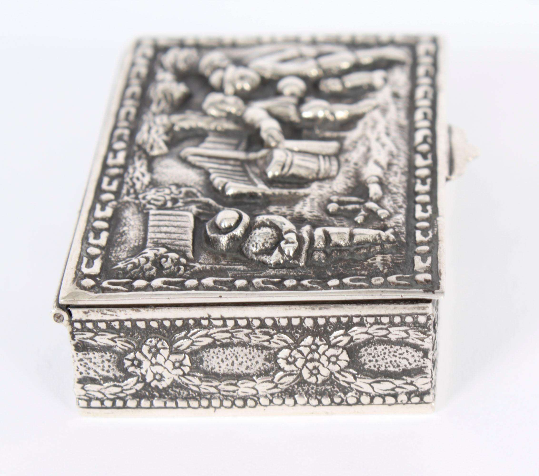 Antique Spanish Silver Pill Snuff Box Circa 1900 For Sale 1