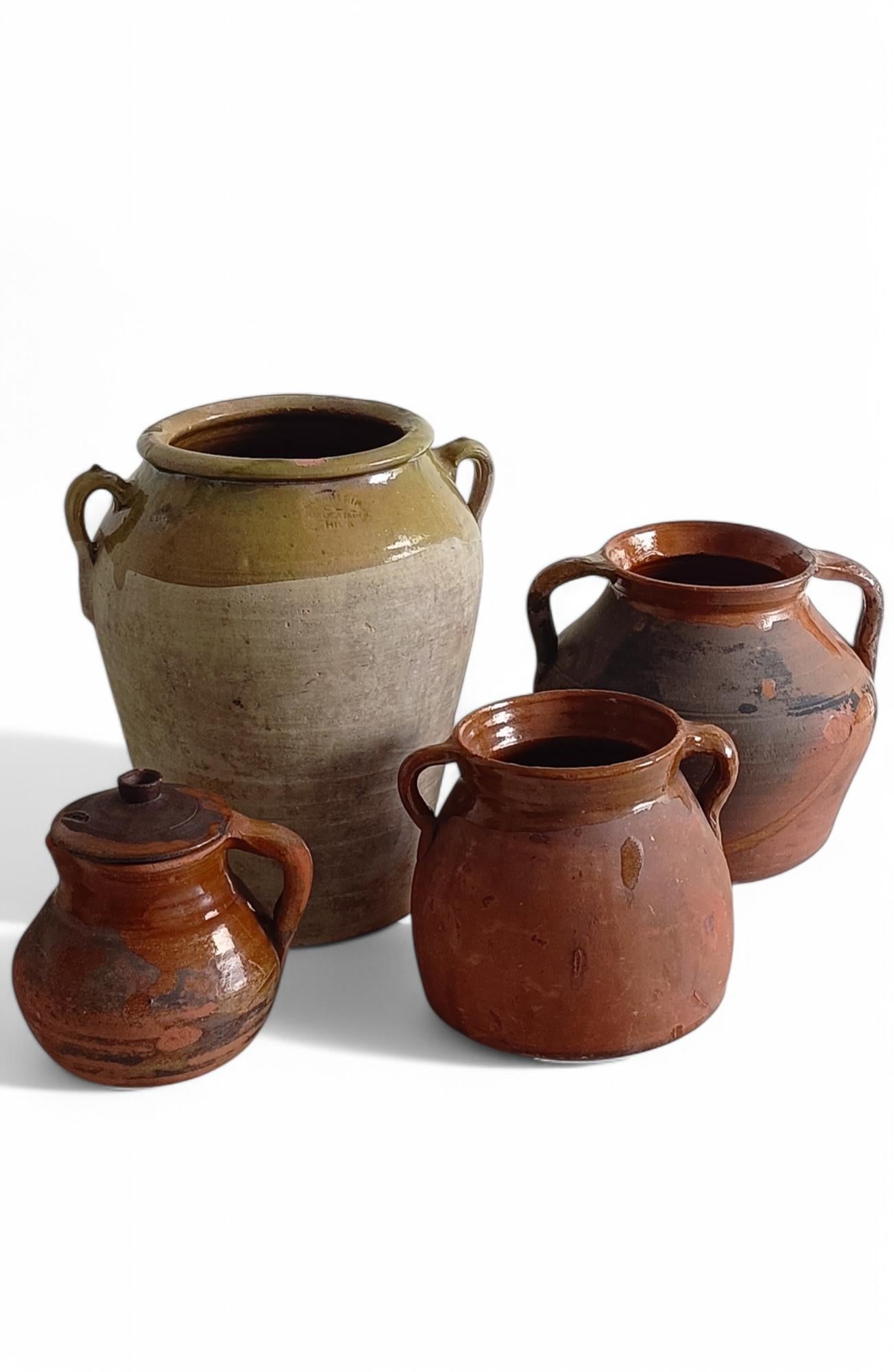 Antique Spanish Terracotta Olive Oil Large Jar with Patina, ci. 19th/20th C. For Sale 10
