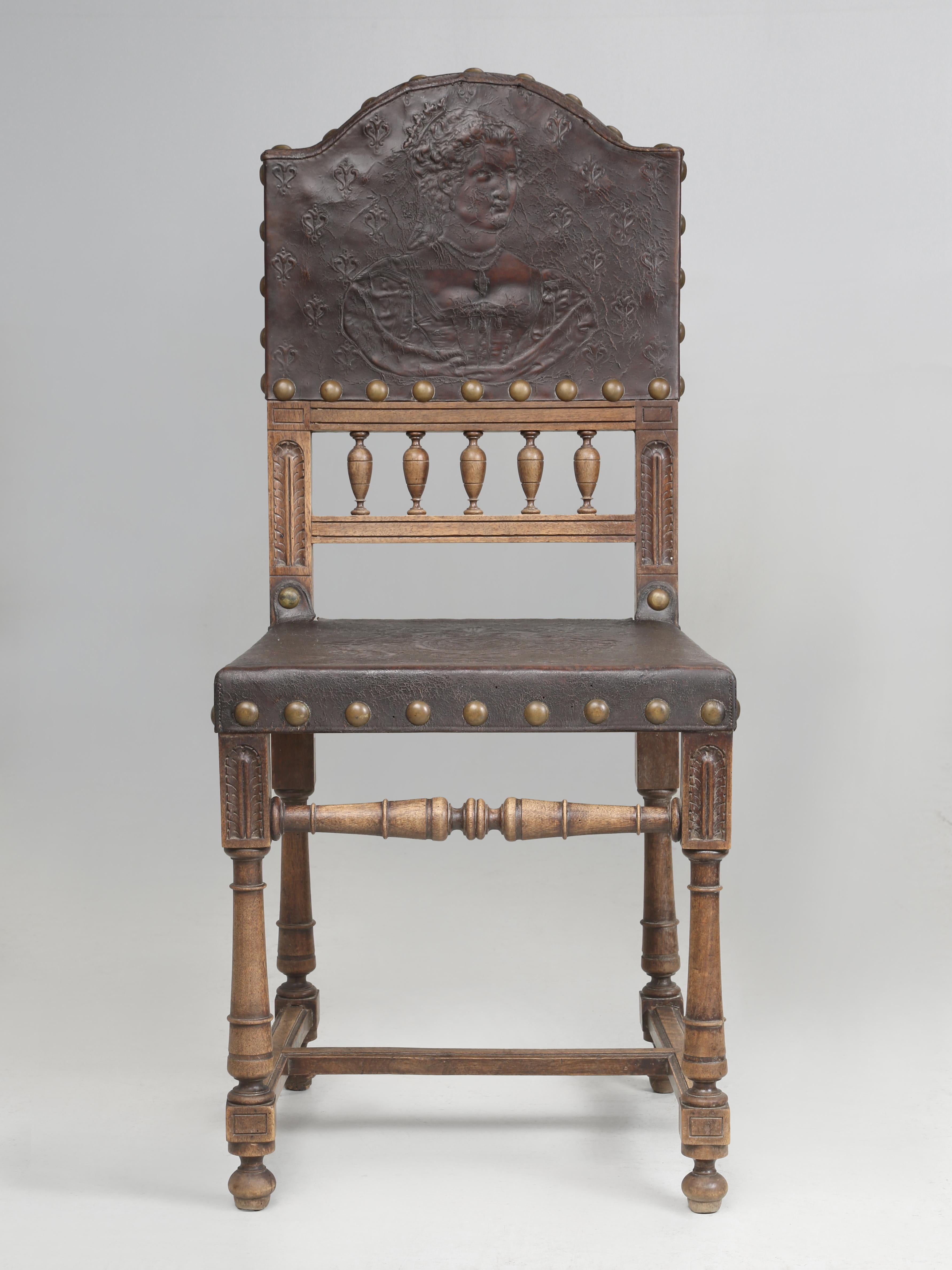 Country Ancienne chaise d'appoint en cuir toilé espagnol Fin des années 1800 Entièrement d'origine en vente
