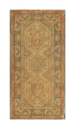 Tapis traditionnel espagnol ancien beige et bleu en laine à ourlet de tapis par Rug & Kilim