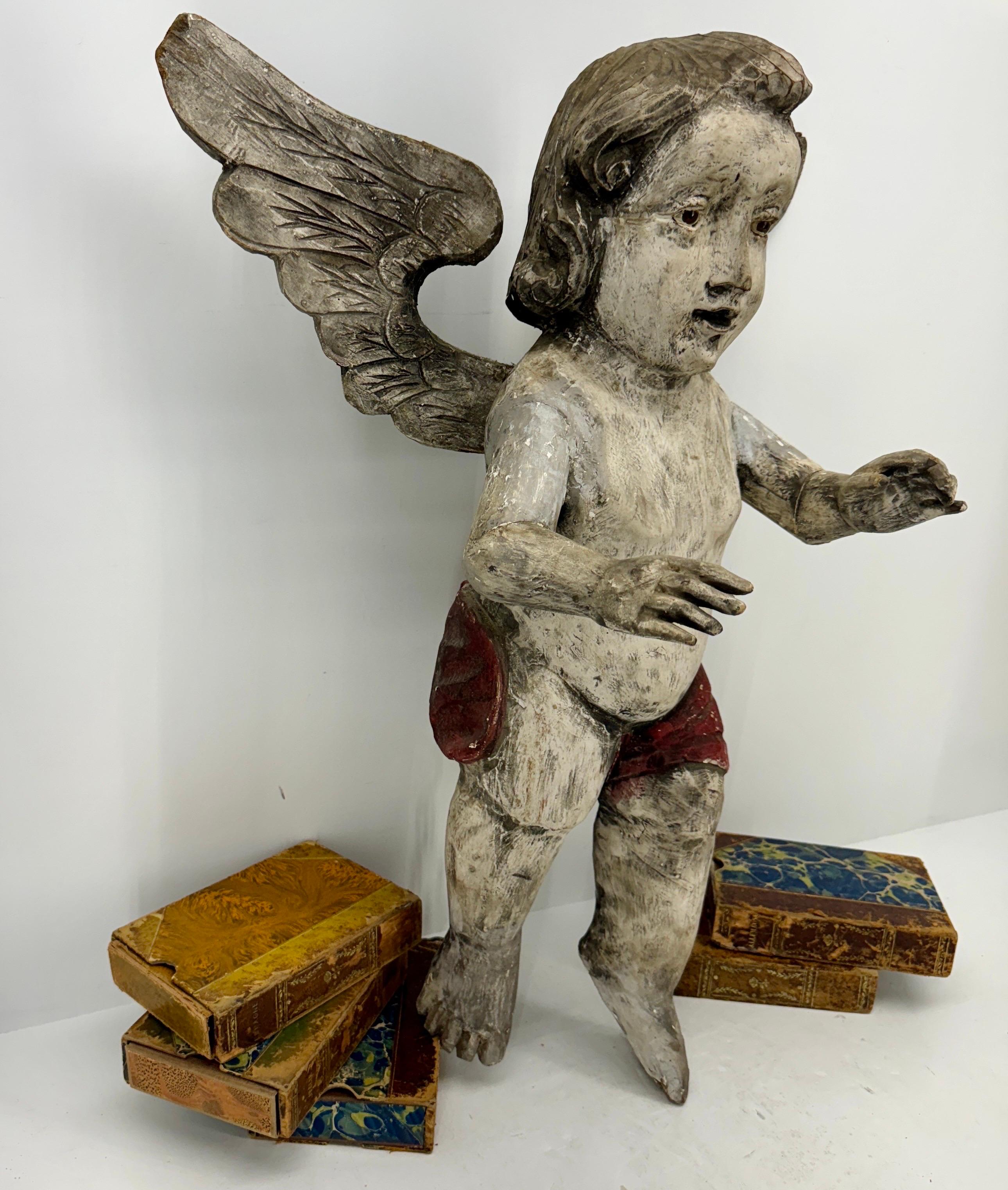 Antique Spanish Wooden Angel Putti Sculpture with Wings For Sale 7