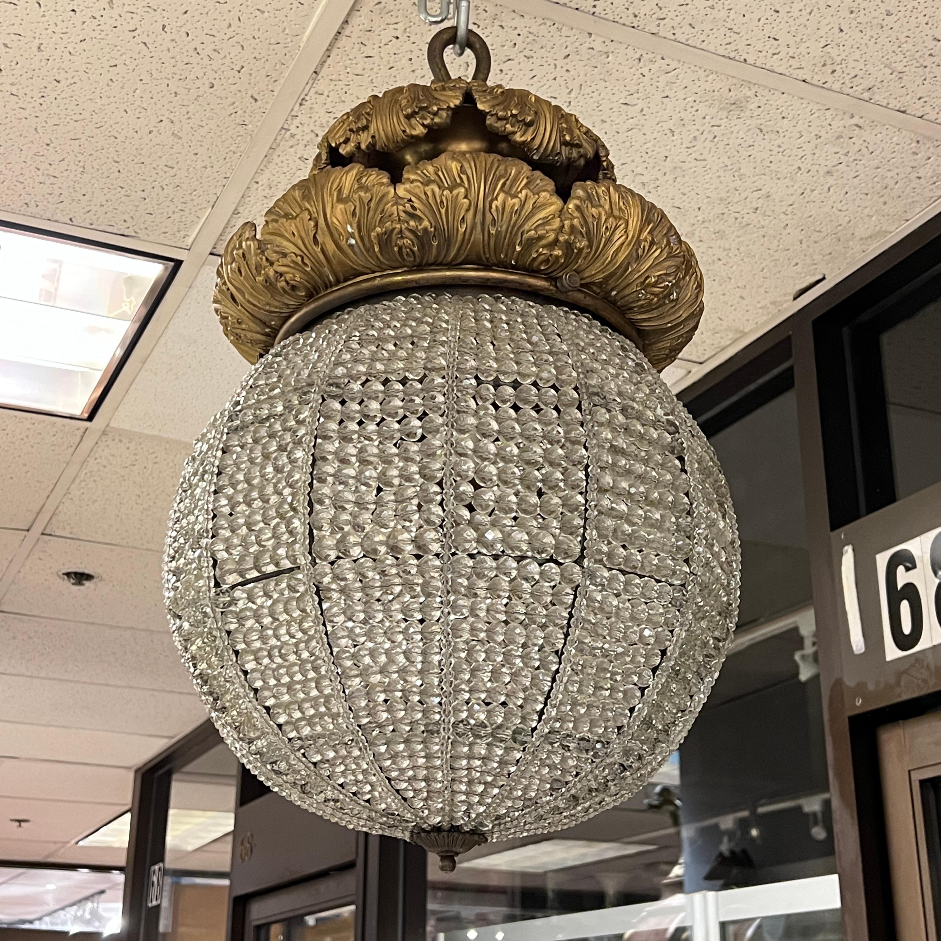 Antique Spherical Beaded Crystal and Gilt Bronze Chandelier For Sale 1