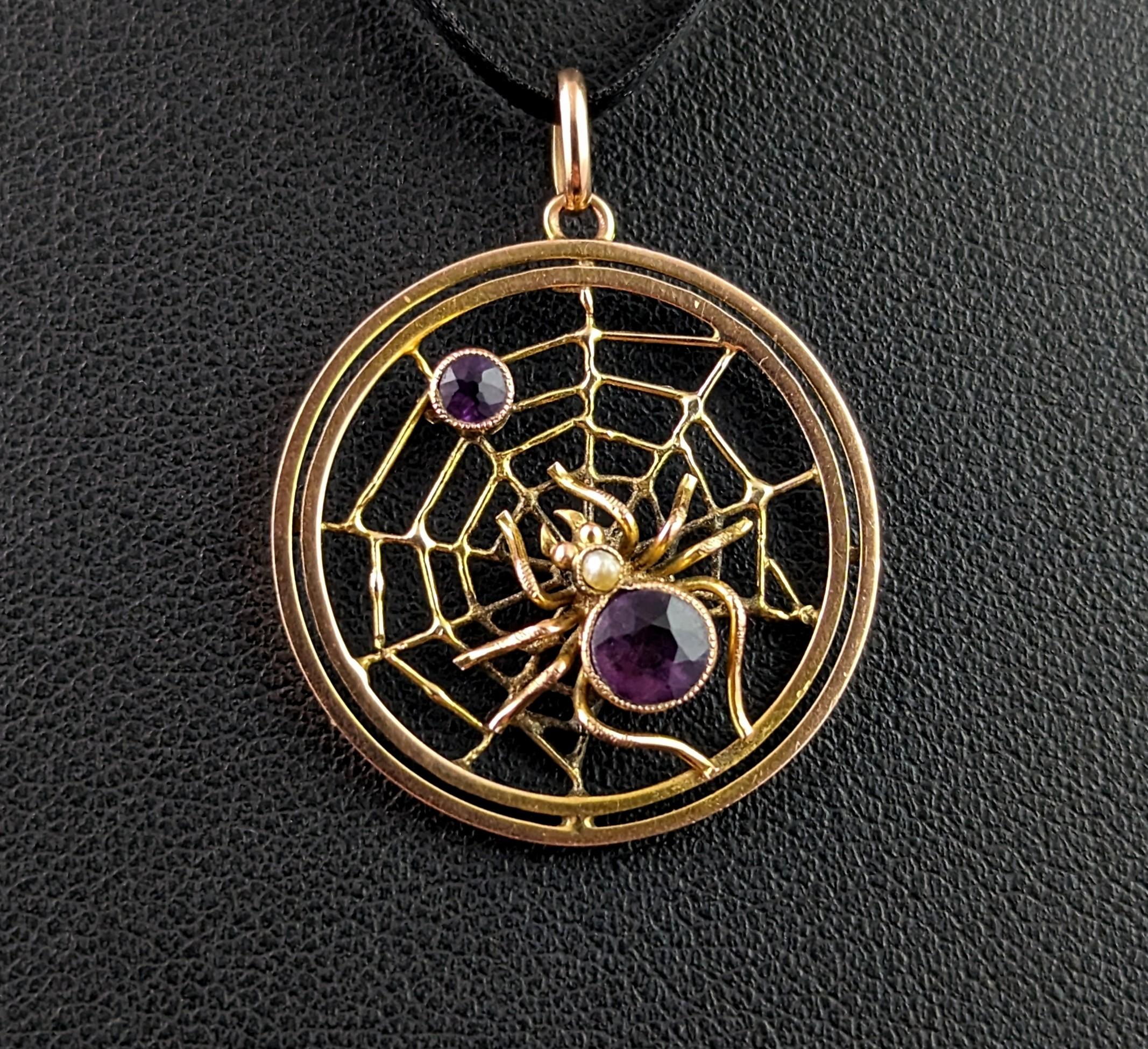 Antique Spider and Web pendant, Amethyst and Pearl, 9kt gold, Edwardian  8