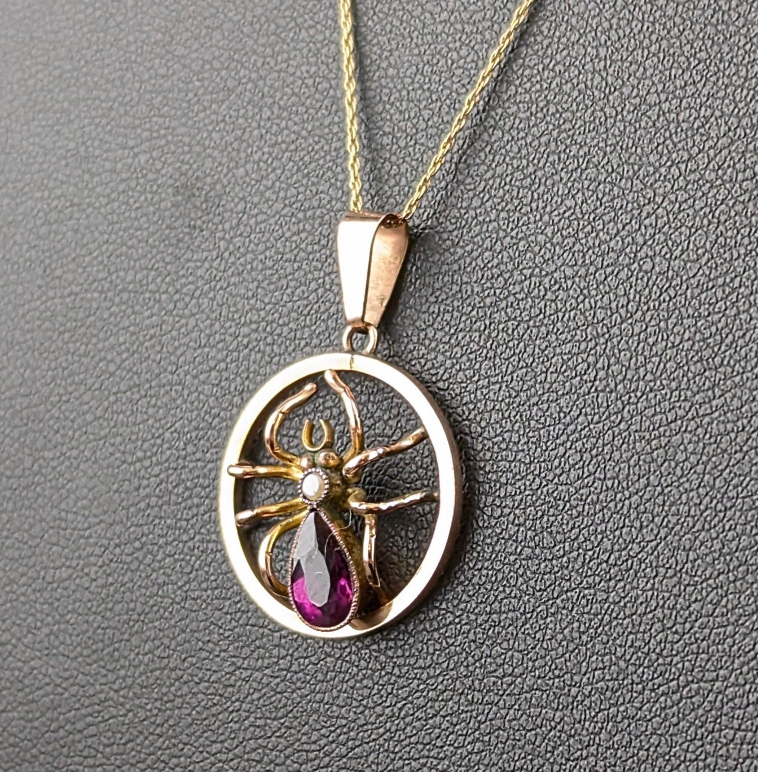 Antique Spider pendant necklace, Amethyst and Pearl, 9k gold For Sale 4