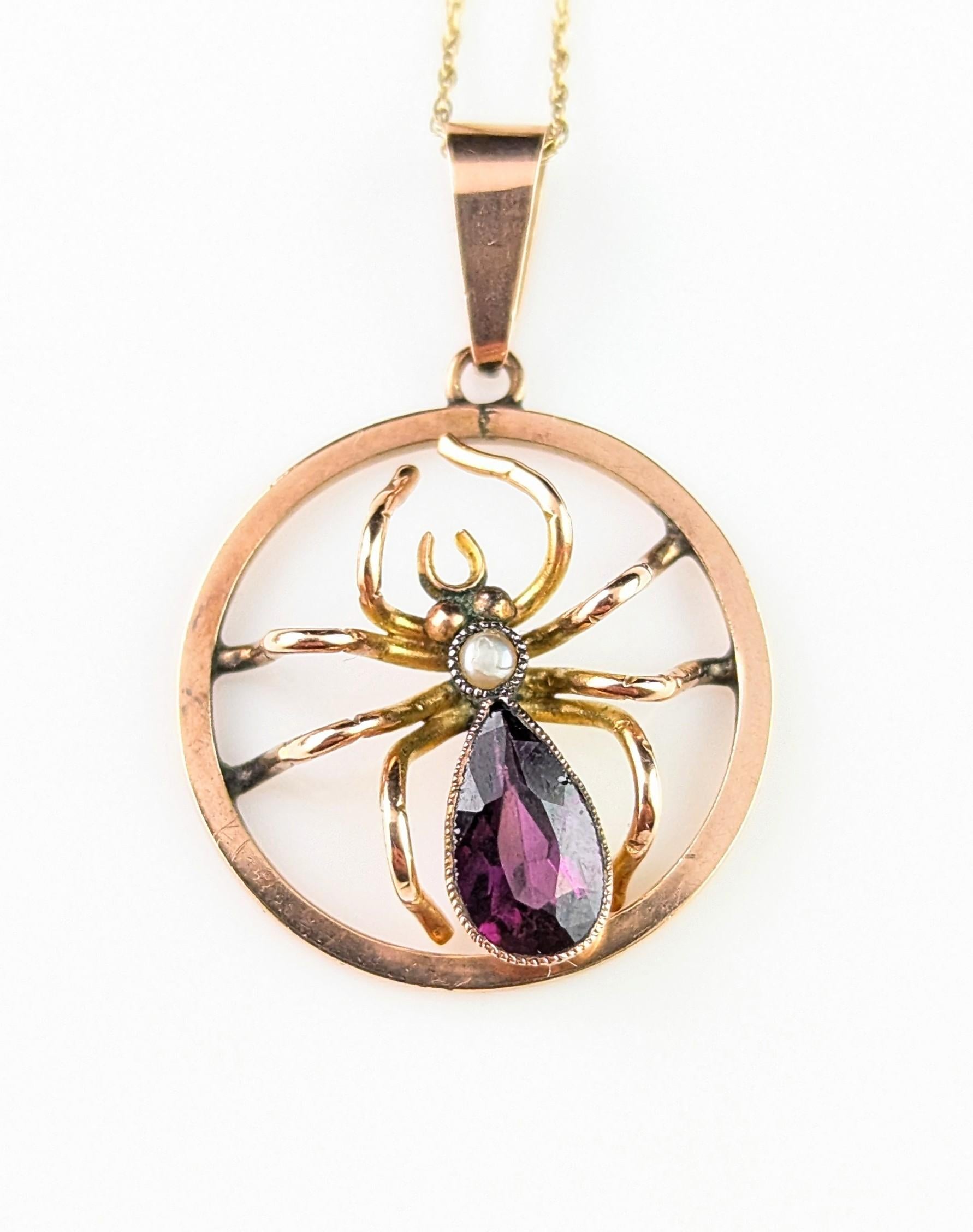 Antique Spider pendant necklace, Amethyst and Pearl, 9k gold For Sale 7