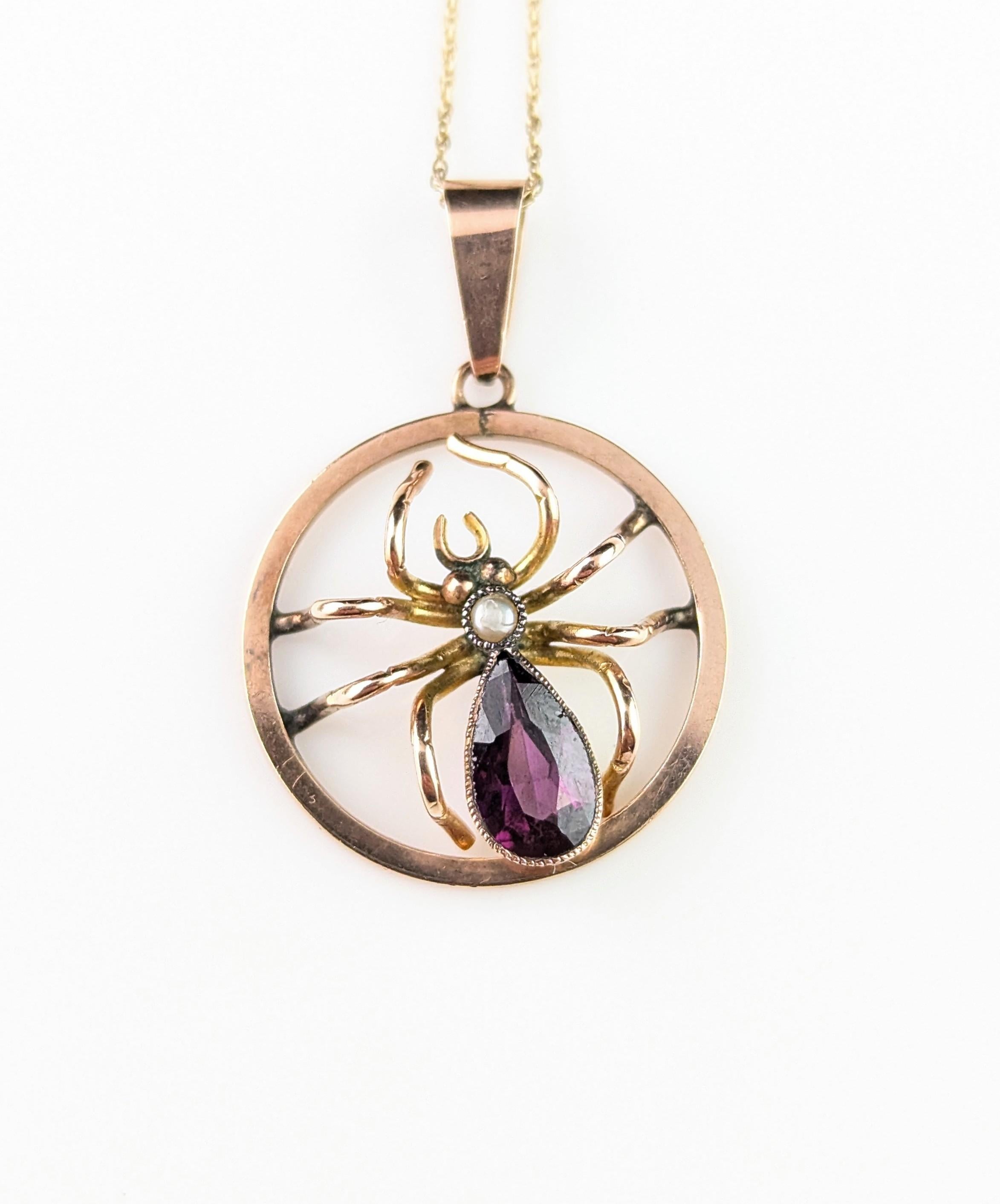 Antique Spider pendant necklace, Amethyst and Pearl, 9k gold For Sale 10