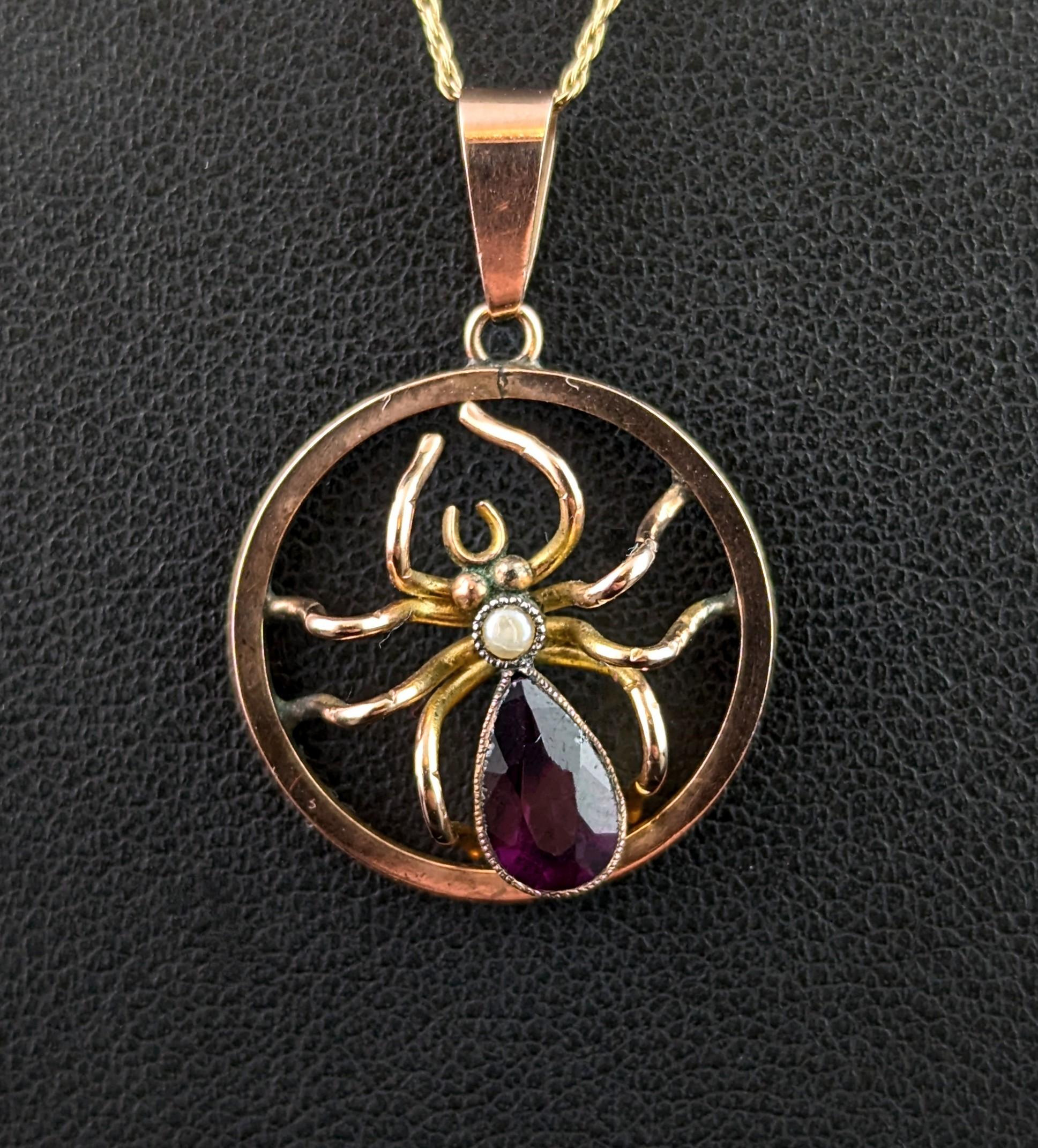 Women's Antique Spider pendant necklace, Amethyst and Pearl, 9k gold For Sale