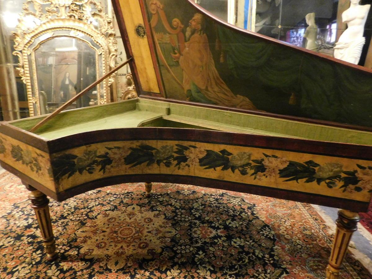 Antique Spinetta Piano, Openable with Painting, 18th Century Venice 'Italy' In Good Condition In Cuneo, Italy (CN)