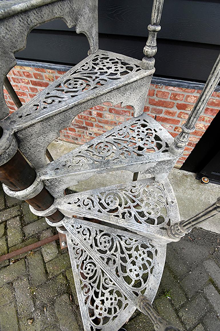 Antique Spiral Staircase, 19th Century In Fair Condition In Udenhout, NL