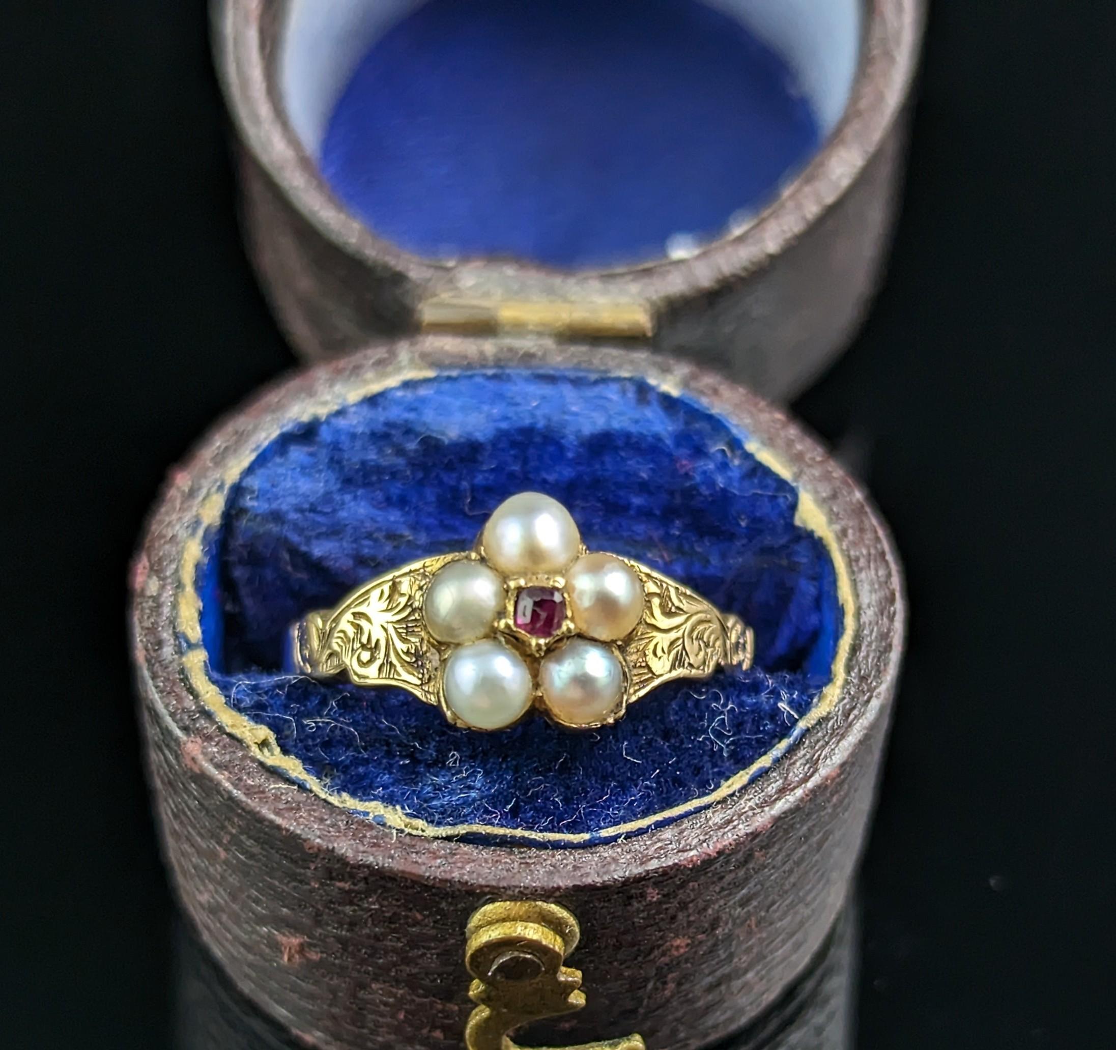 Antique Split pearl and Ruby flower ring, locket back, 18ct gold  In Good Condition In NEWARK, GB