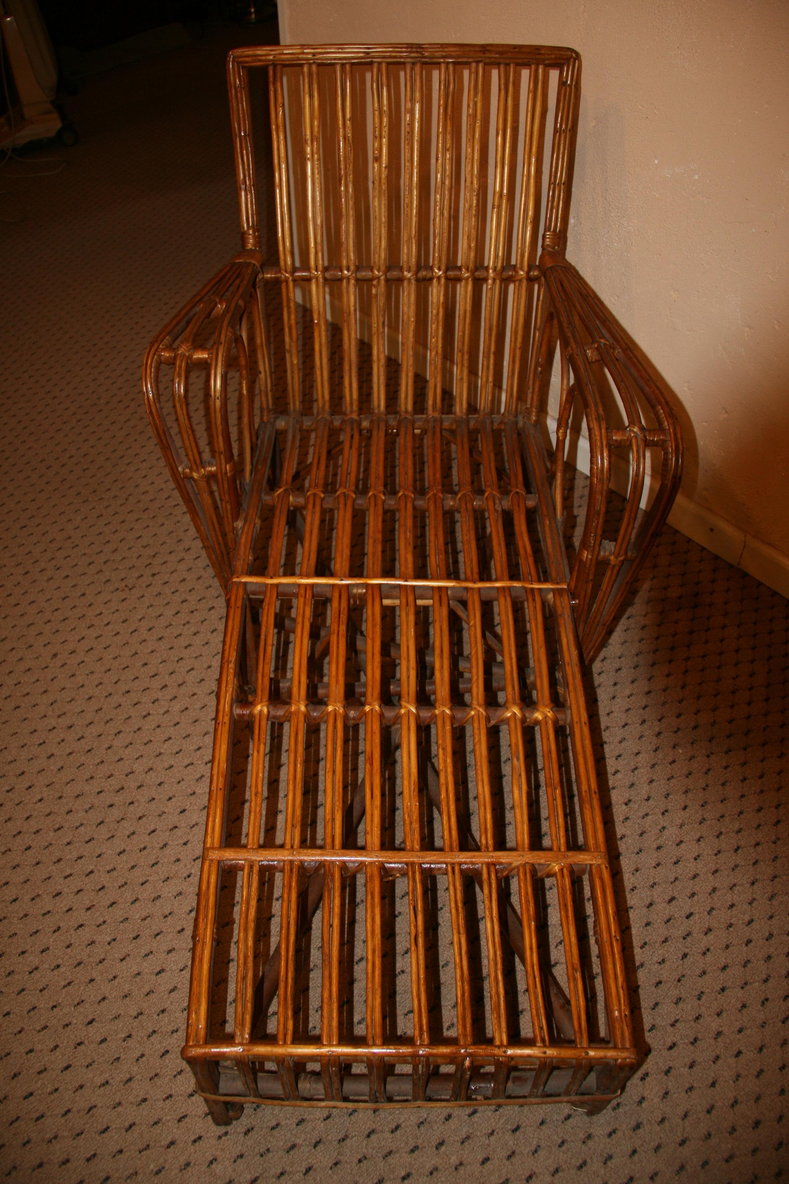 Antique Split Reed Chaise Lounge, 1930's For Sale 5