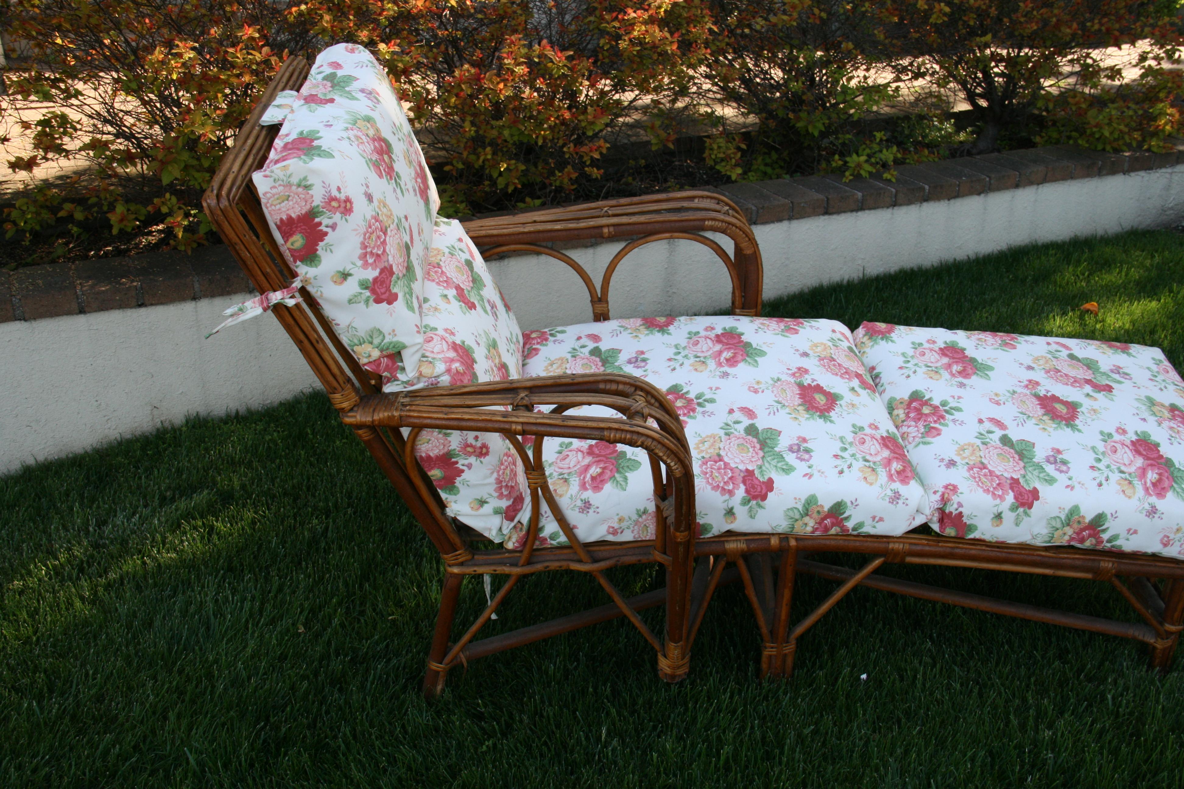 Antique Split Reed Chaise Lounge, 1930's For Sale 8