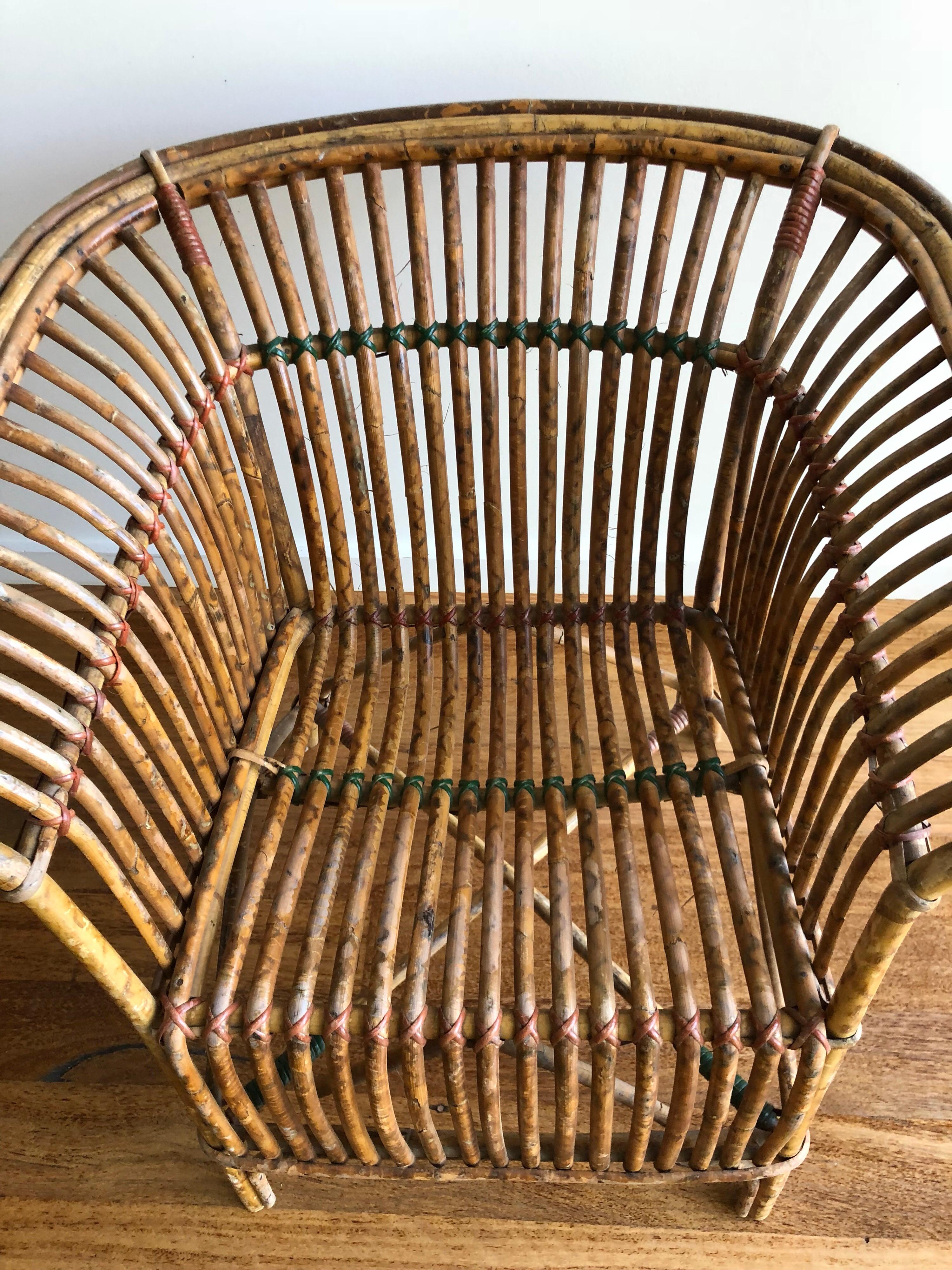 Antique Split Tiger Cane Armchair with Organic Fan Form Lines (Viktorianisch) im Angebot