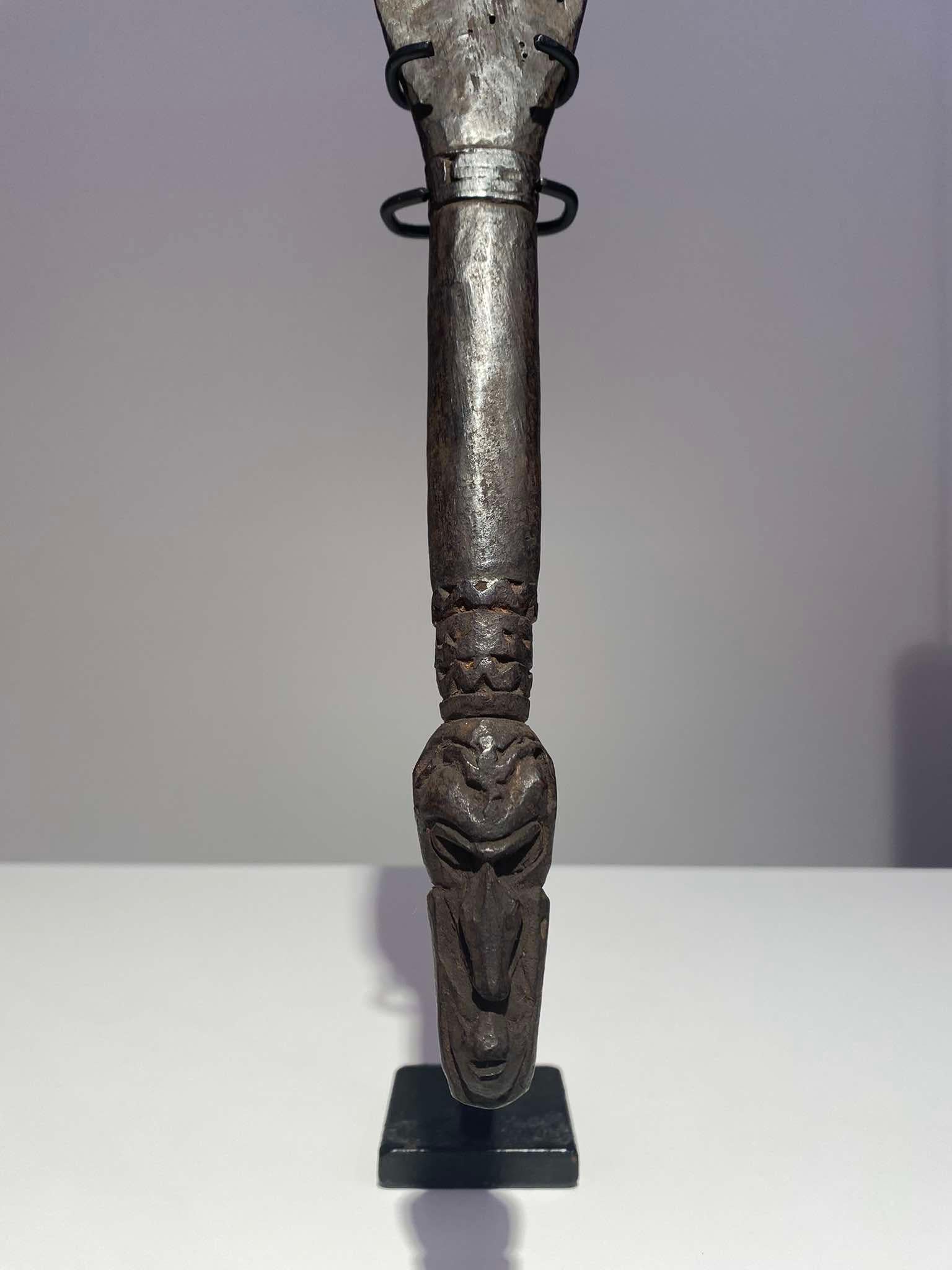 Antique spoon Lower Sepik Papua New Guinea Murik Lakes Ramu Maprik Oceanic Art For Sale 4