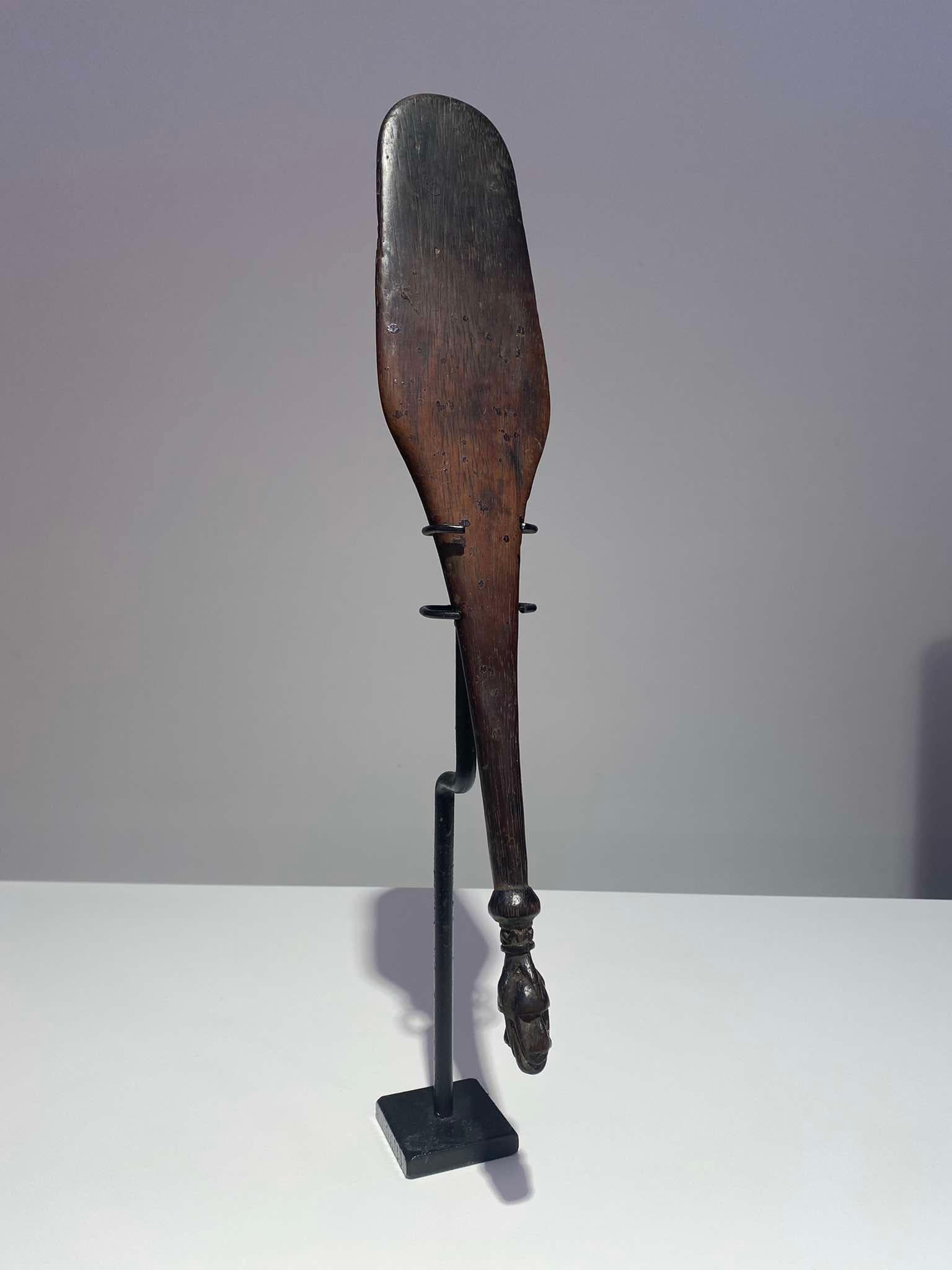 Antique spoon Lower Sepik Papua New Guinea Murik Lakes Ramu Maprik Oceanic Art For Sale 1