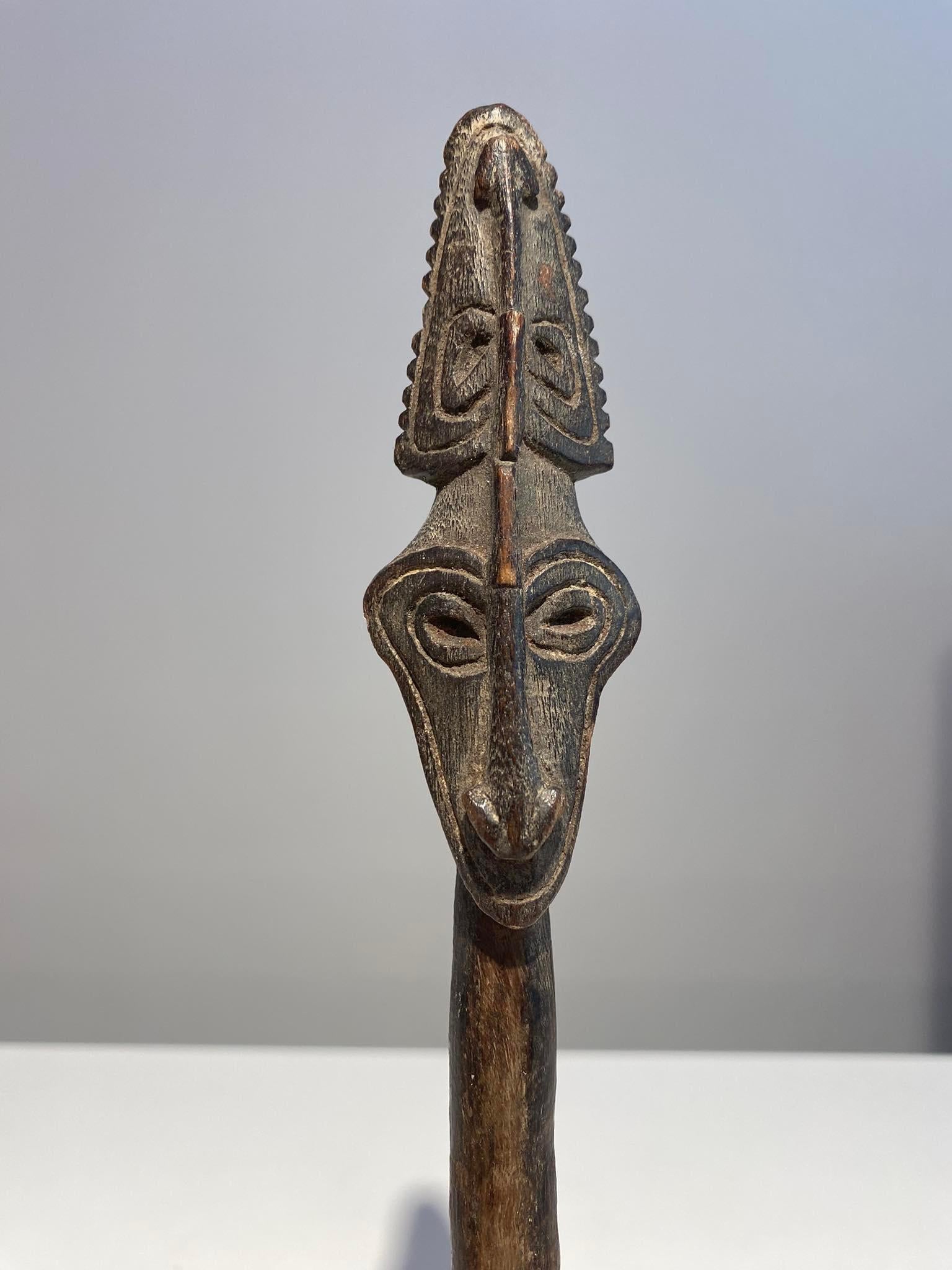 Antique spoon Lower Sepik Papua New Guinea Murik Lakes Ramu Maprik Oceanic Art For Sale 1