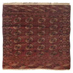 Ancien tapis carré de Bokhara, vers 1890 4'3 x 4'5