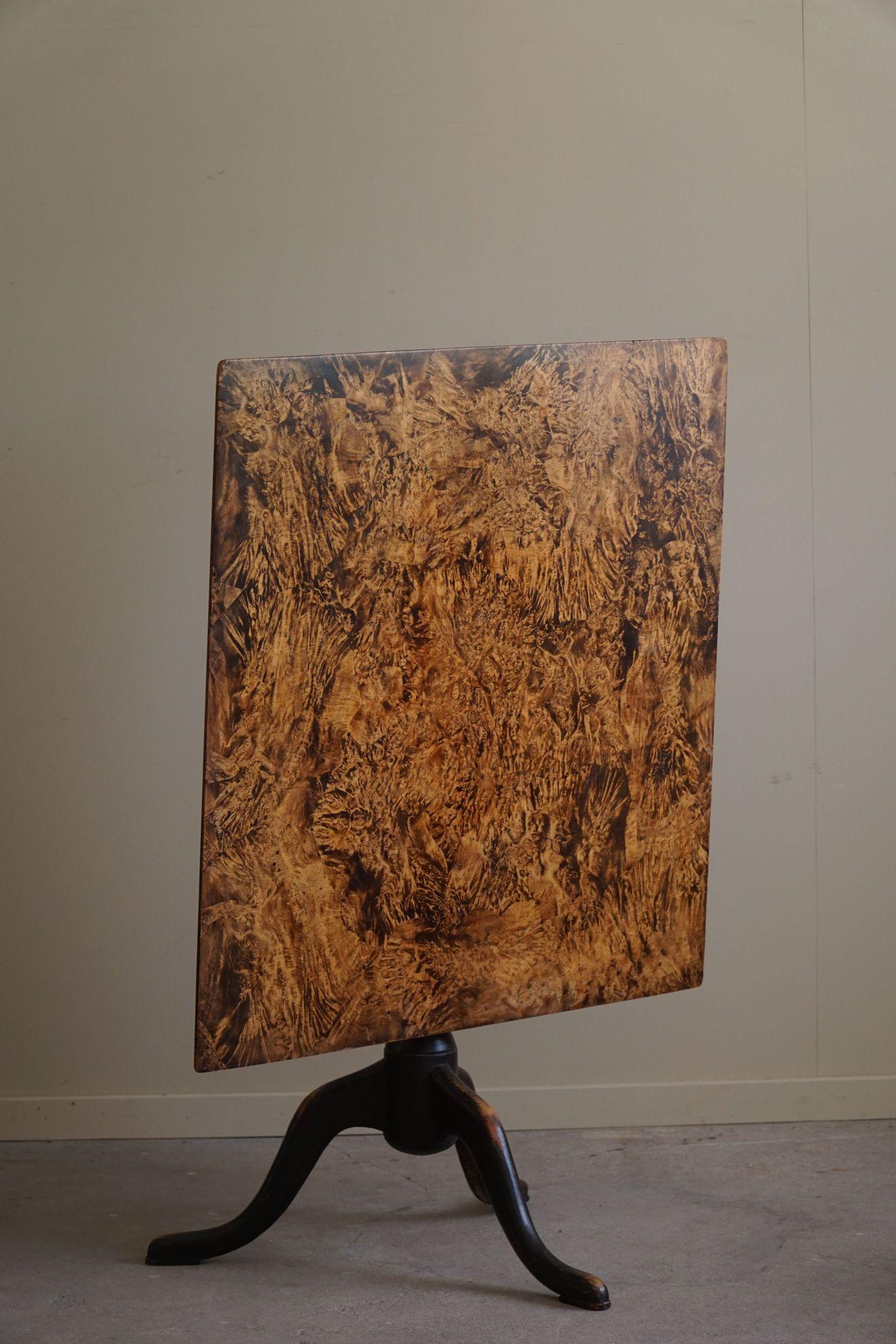 Antique Square Drop Leaf Table in Burl Wood, Handcrafted in Sweden, 19th Century For Sale 8