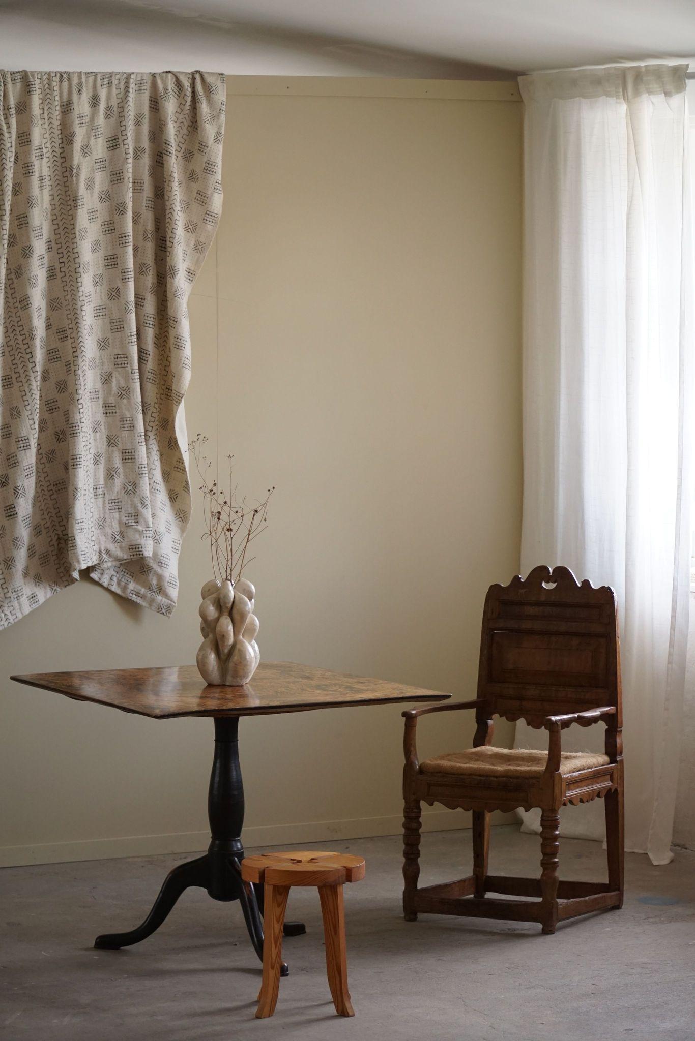 Hand-Crafted Antique Square Drop Leaf Table in Burl Wood, Handcrafted in Sweden, 19th Century For Sale