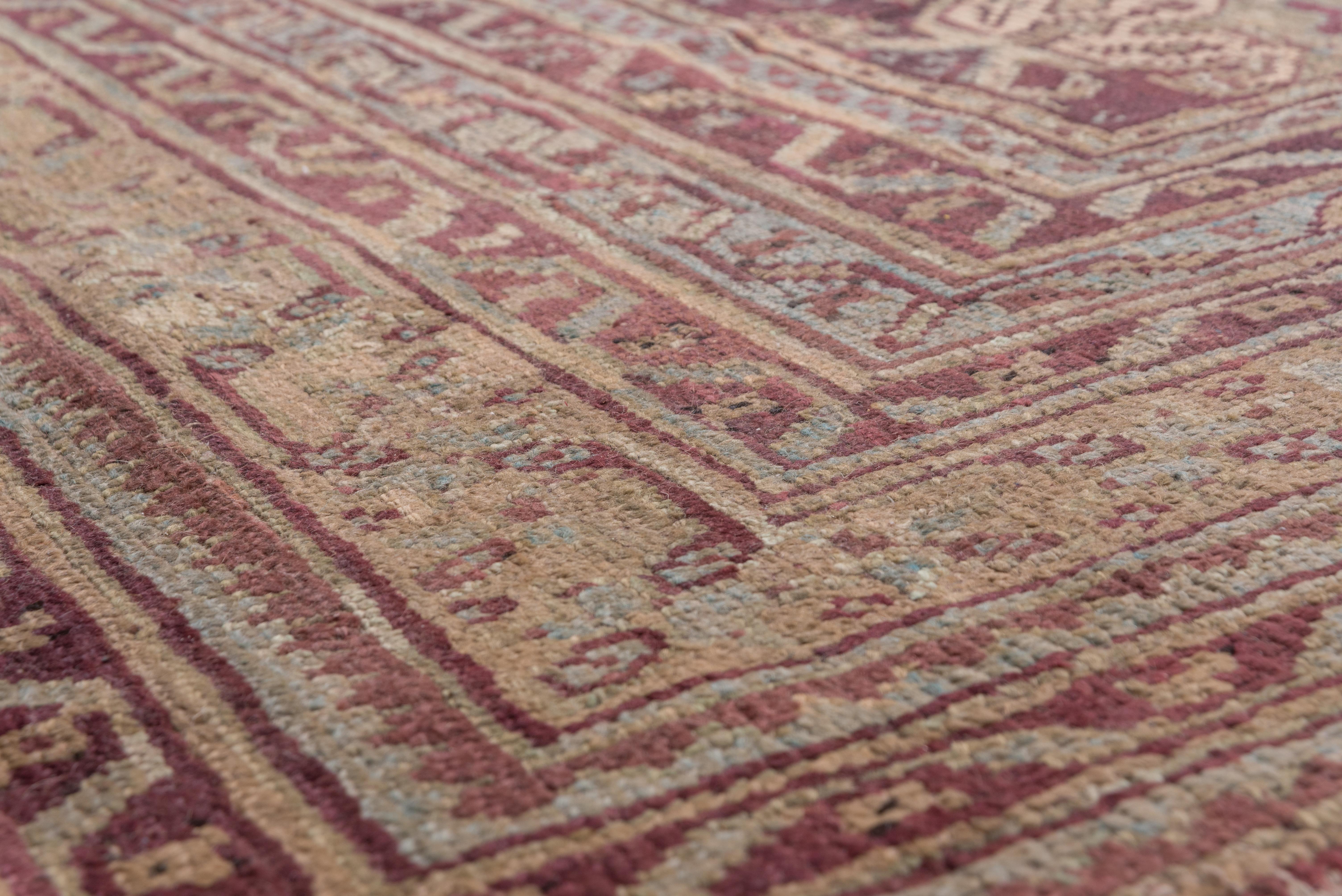 Antique Turkish Oushak Carpet, circa 1900s For Sale 3