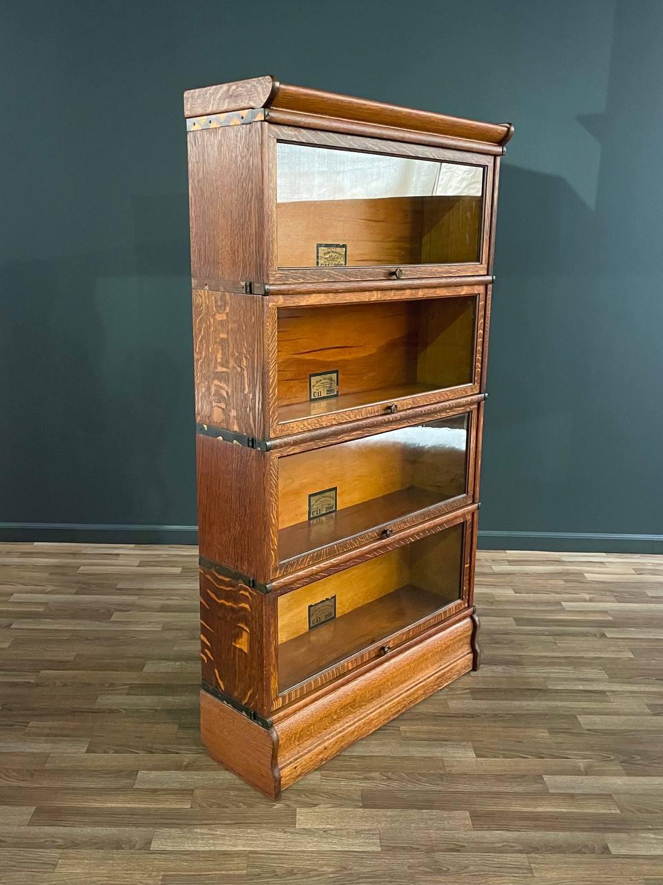 Condition: Original Vintage Condition 