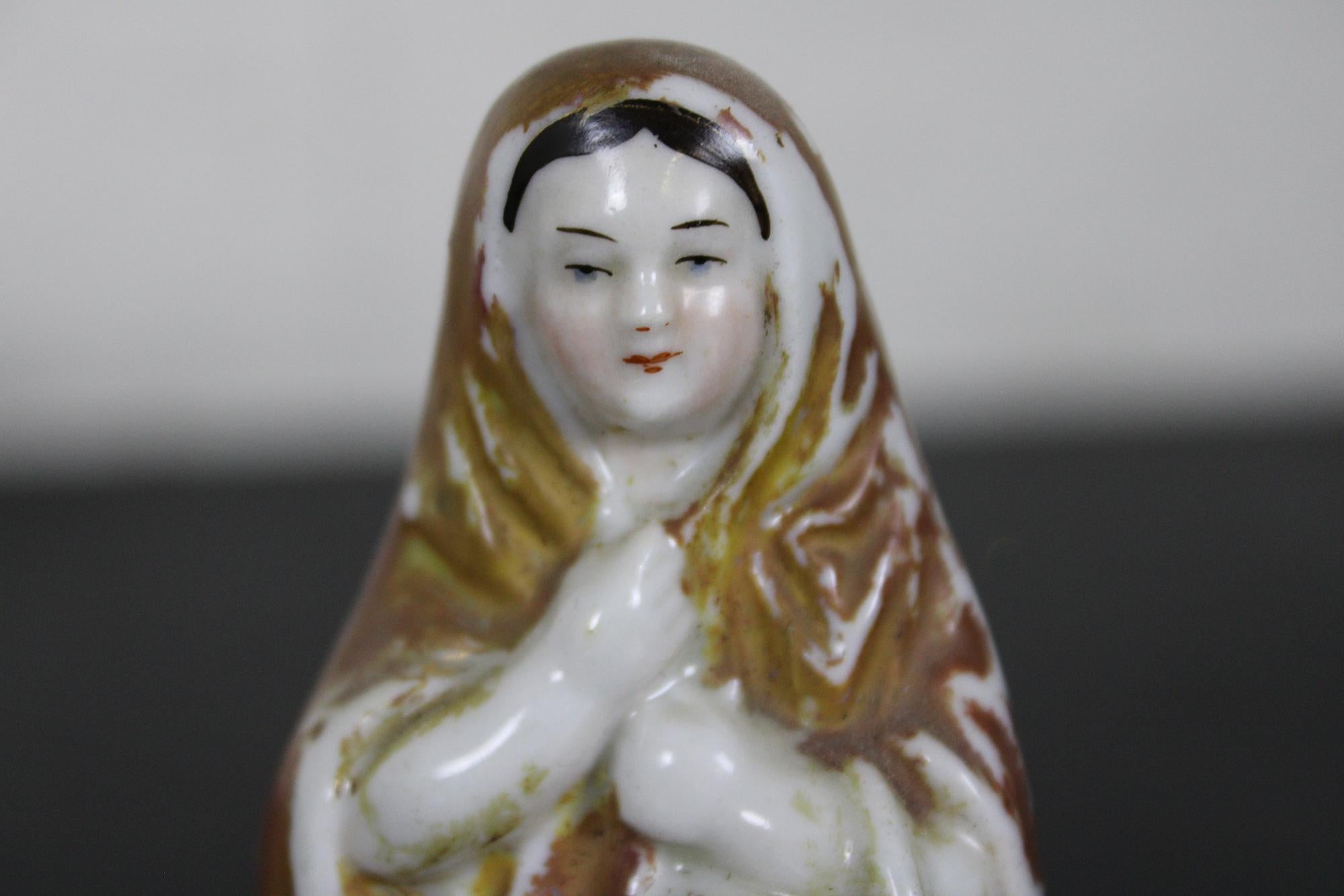 Antique Staffordshire Miniature Red Riding Hood Peasant Woman with Basket & Wolf 5