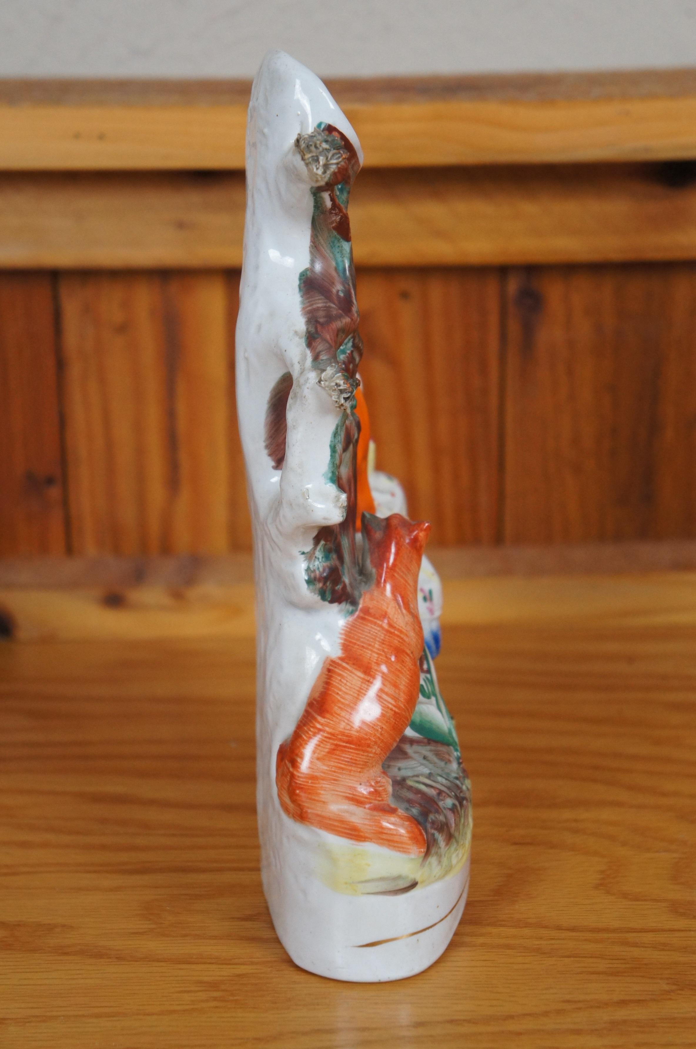 XIXe siècle Antique Staffordshire Porcelain Little Red Riding Hood Wolf Spill Vase 11