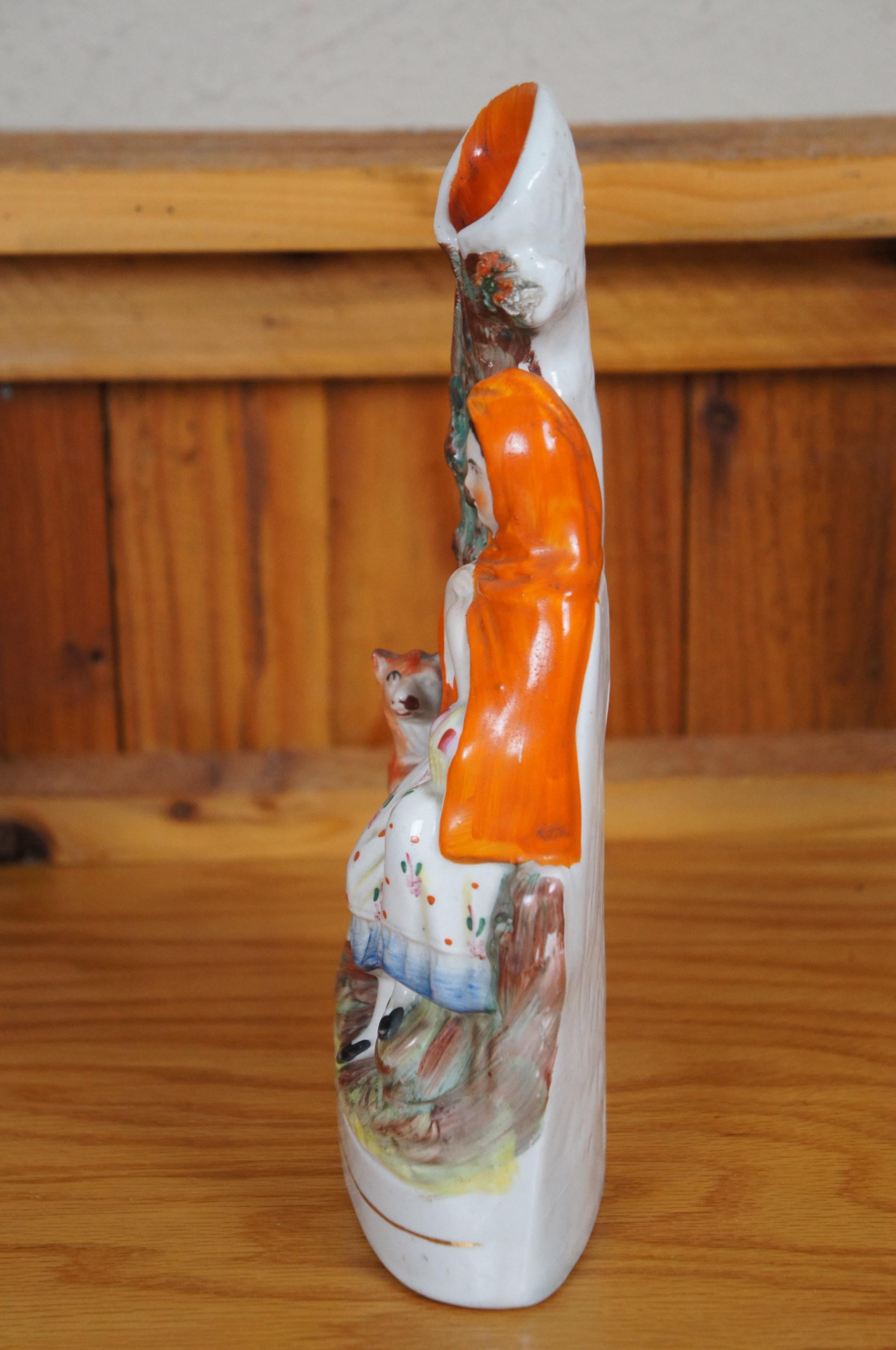 Porcelaine Antique Staffordshire Porcelain Little Red Riding Hood Wolf Spill Vase 11