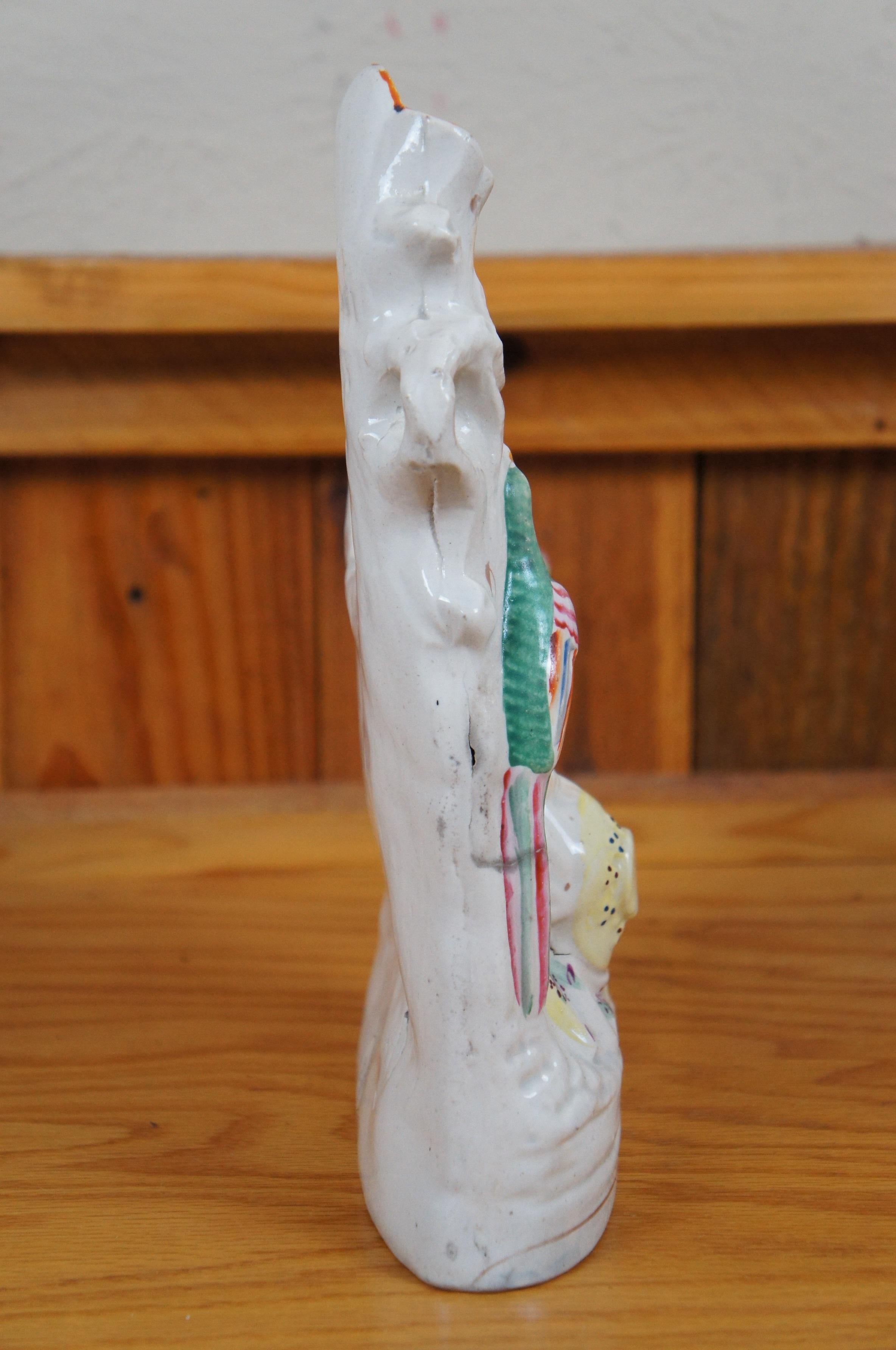 Porcellana Antico vaso in porcellana dello Staffordshire, con albero degli innamorati e coppia seduta, 11