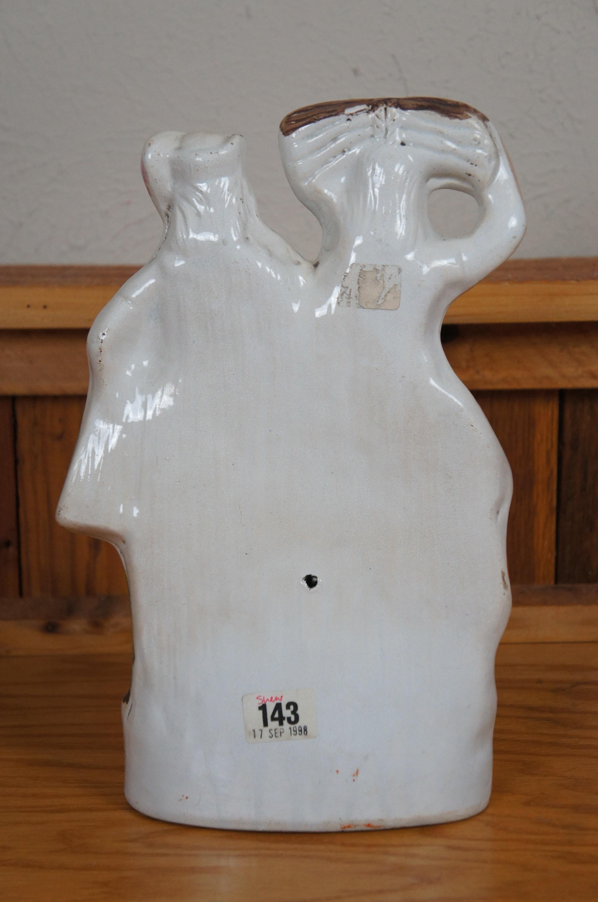 Figurilla Antigua de Porcelana de Staffordshire Pareja Escocesa de la Cosecha de las Highlands 13