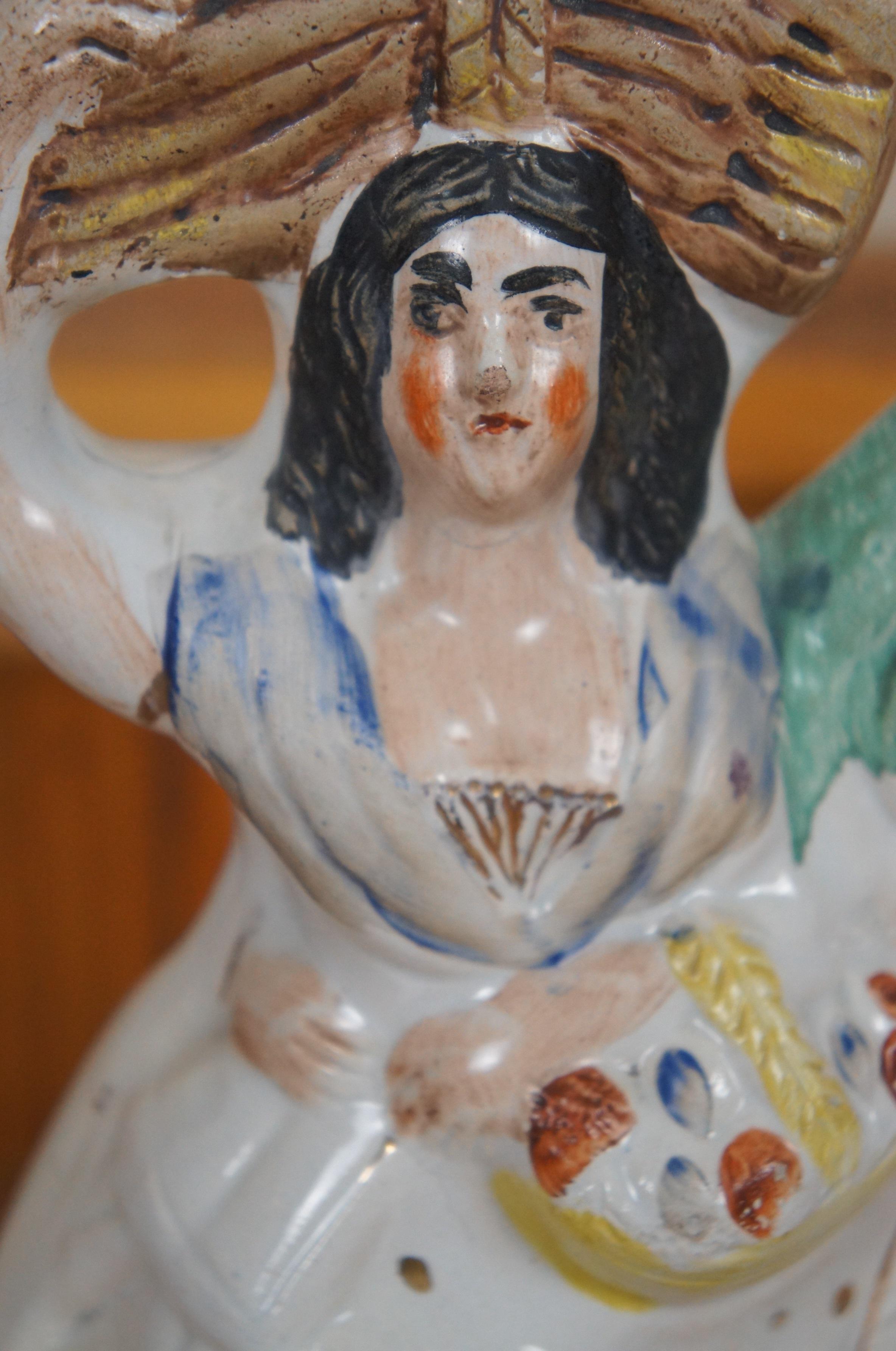 Figurilla Antigua de Porcelana de Staffordshire Pareja Escocesa de la Cosecha de las Highlands 13